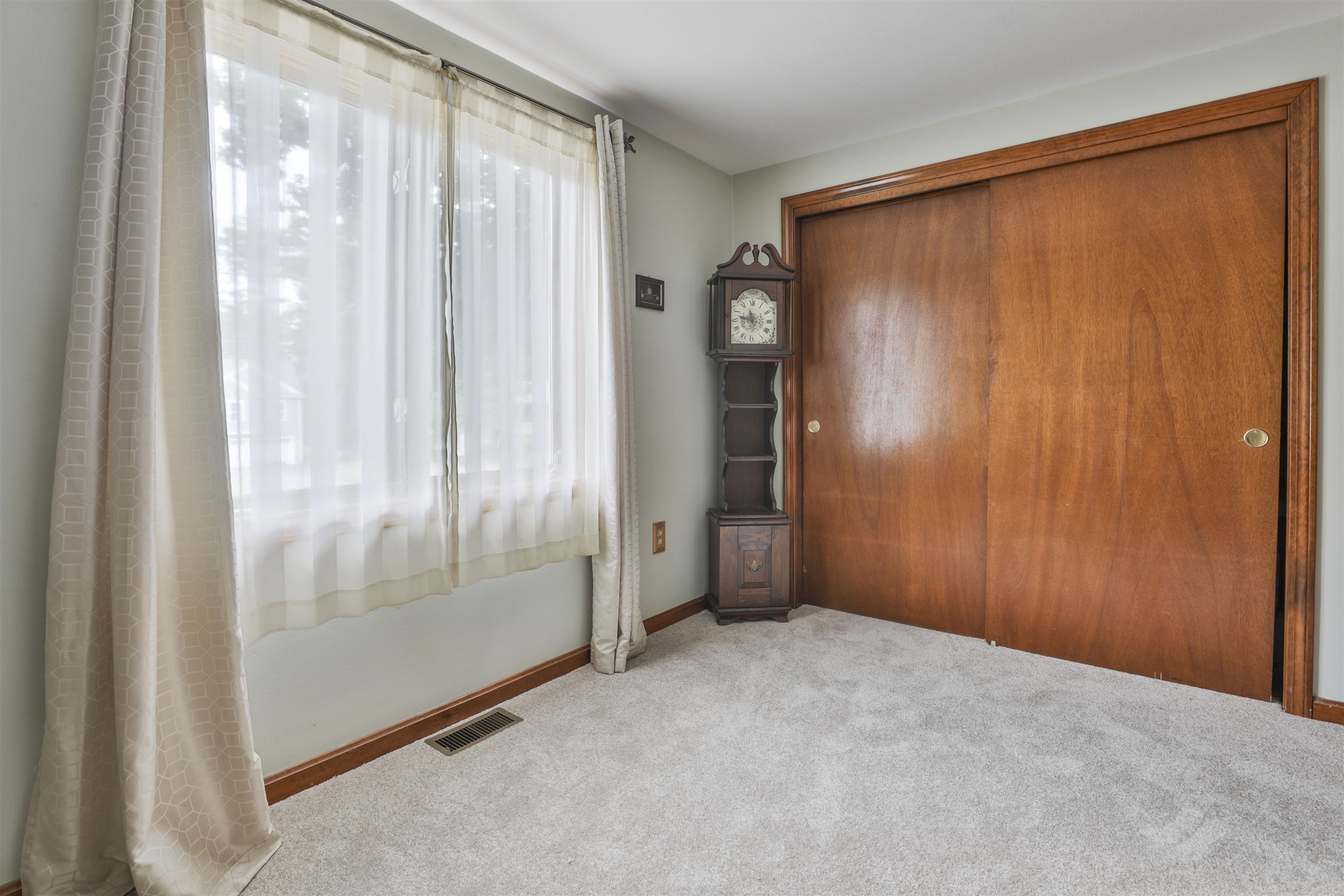 15 Hyacinth Drive
