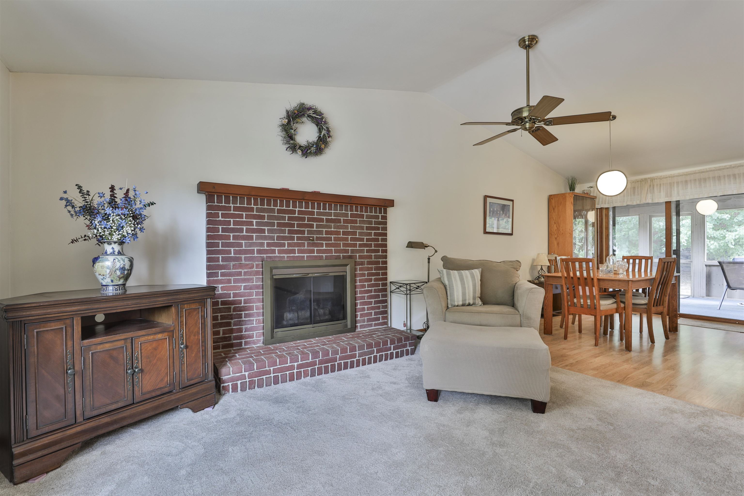 15 Hyacinth Drive