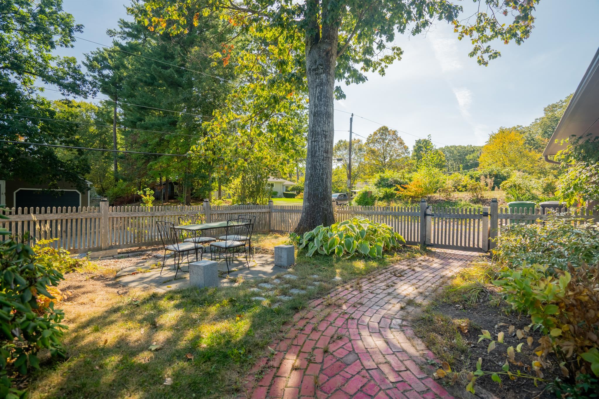 1 Dunbarton Drive