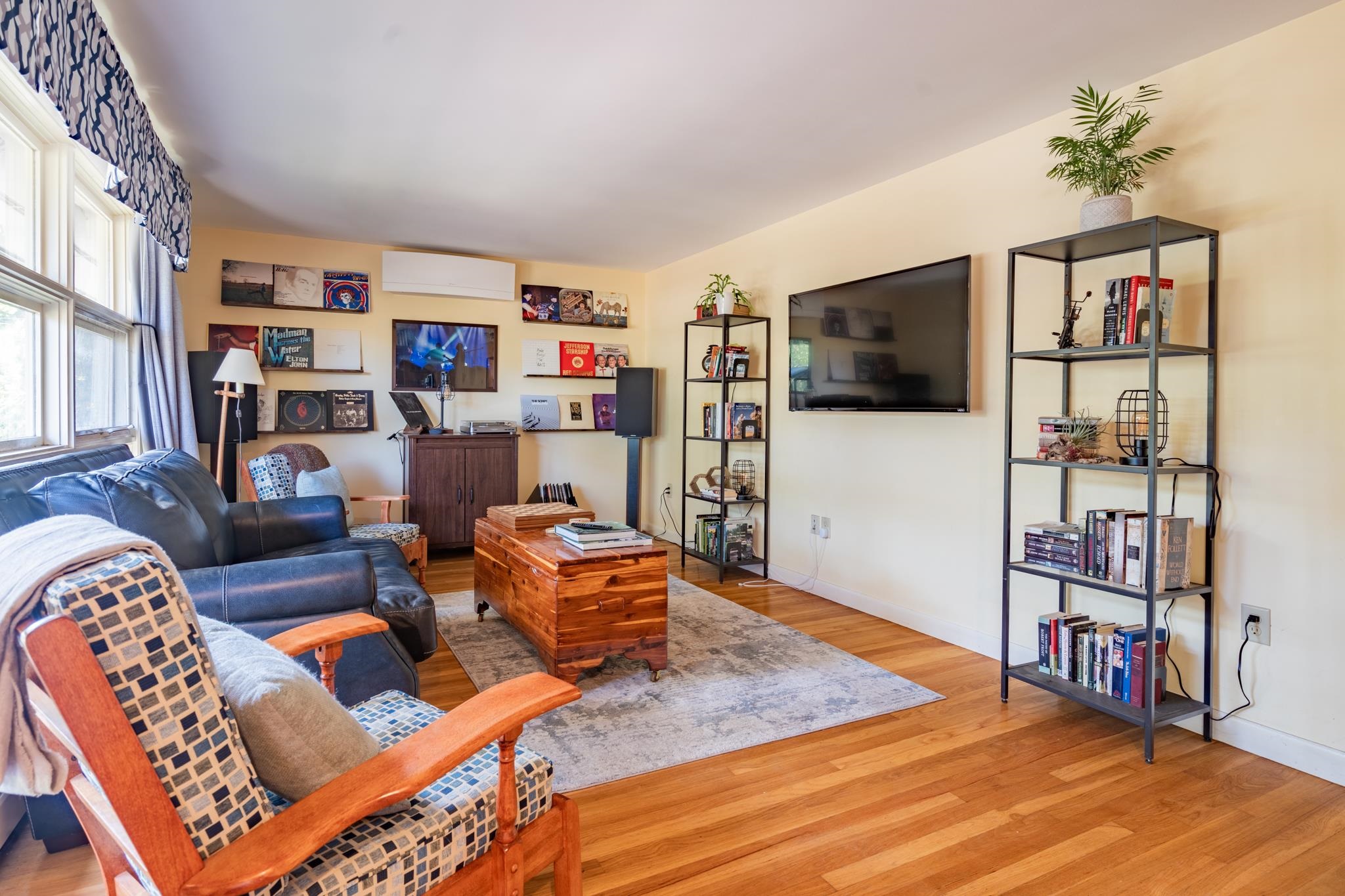 1 Dunbarton Drive