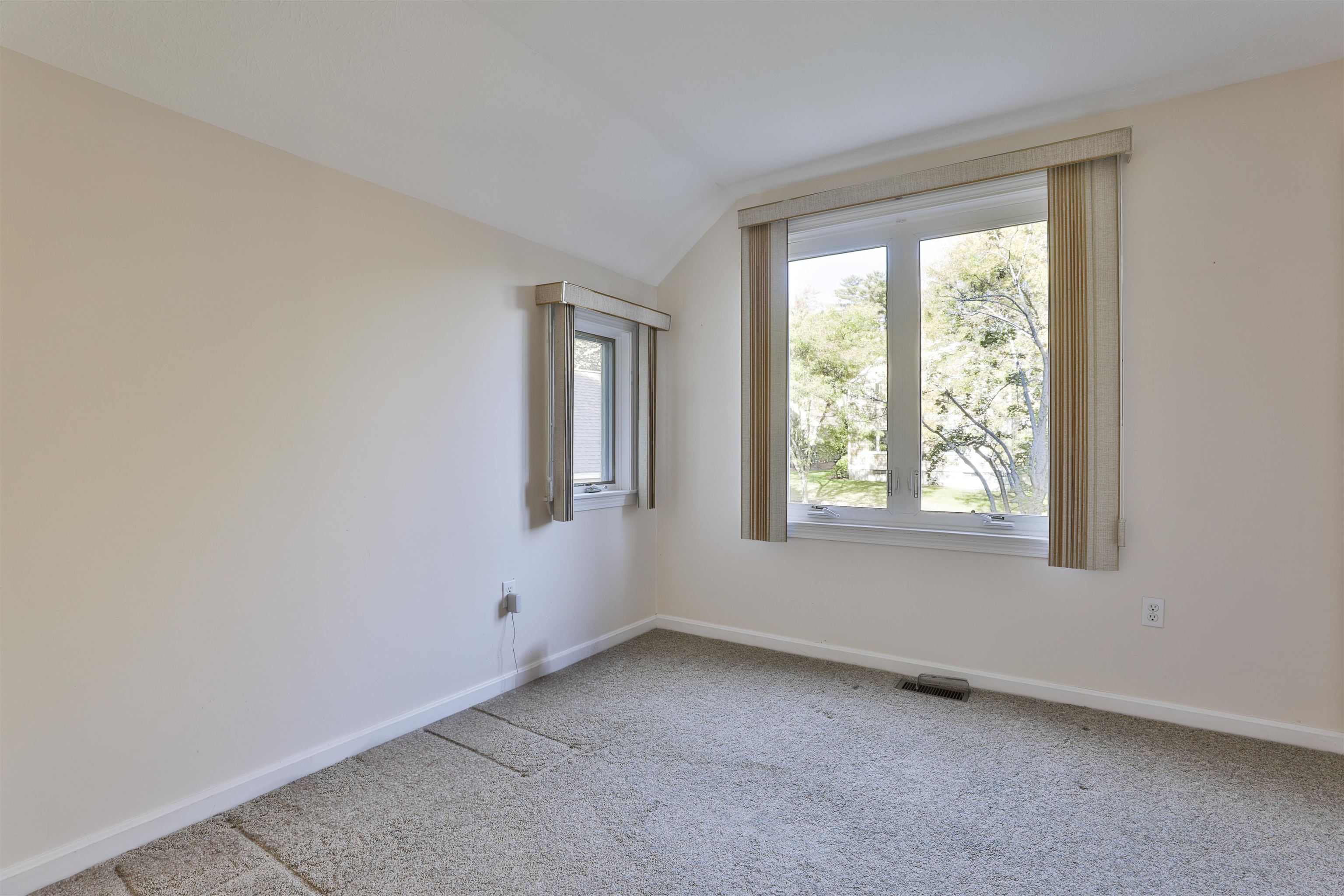 4 Jared Circle Unit: U-21