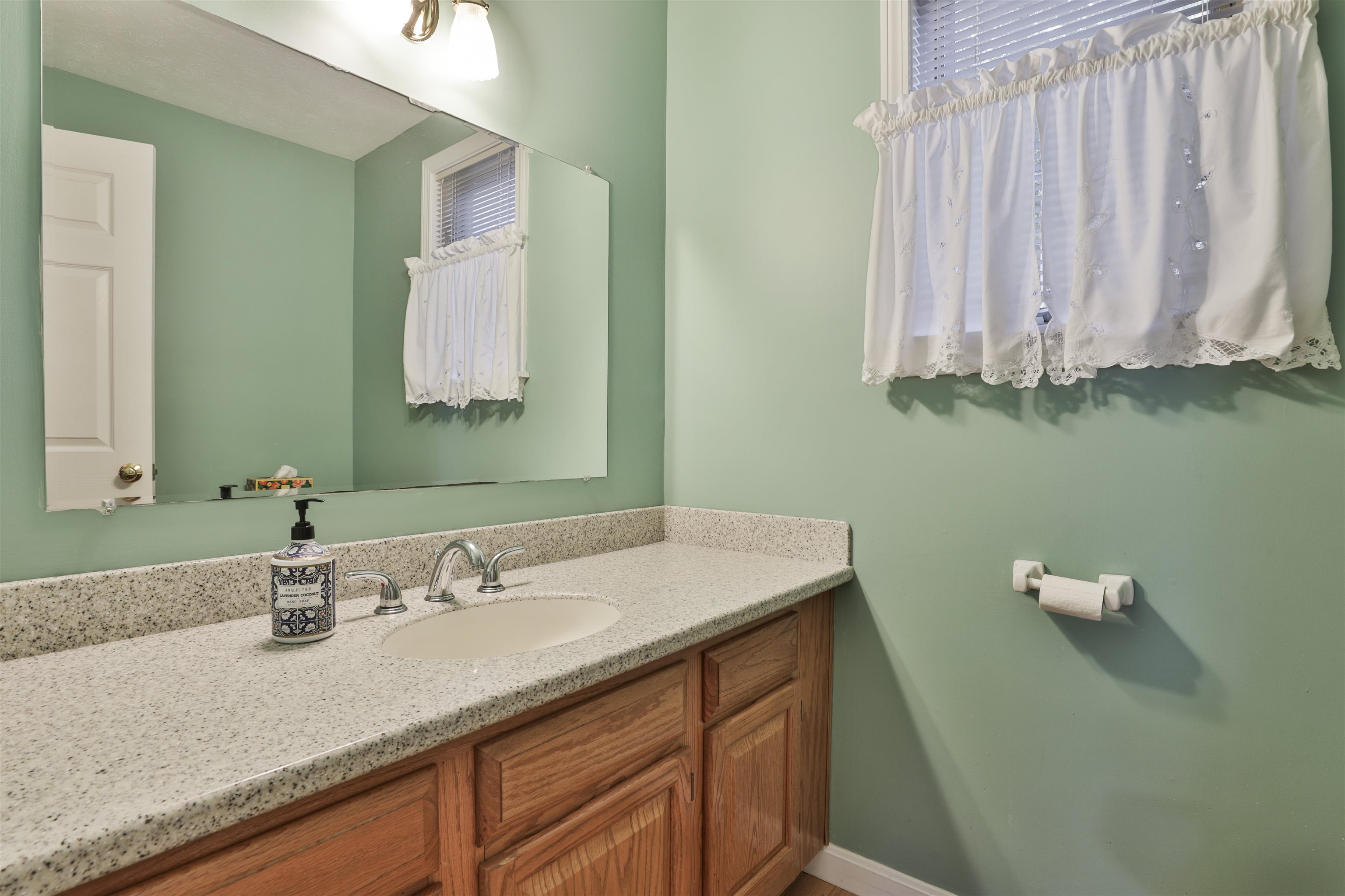 4 Jared Circle Unit: U-21