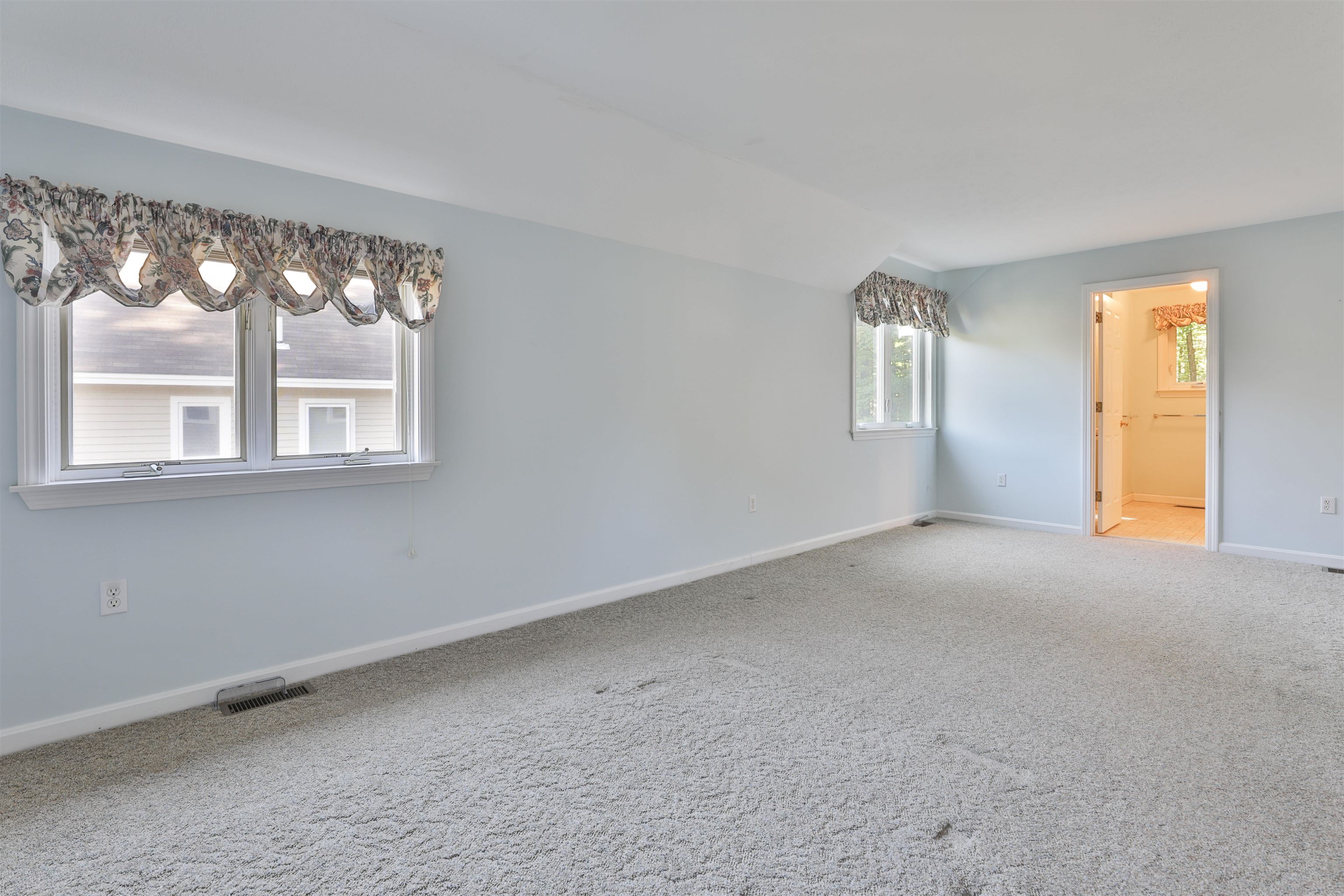 4 Jared Circle Unit: U-21