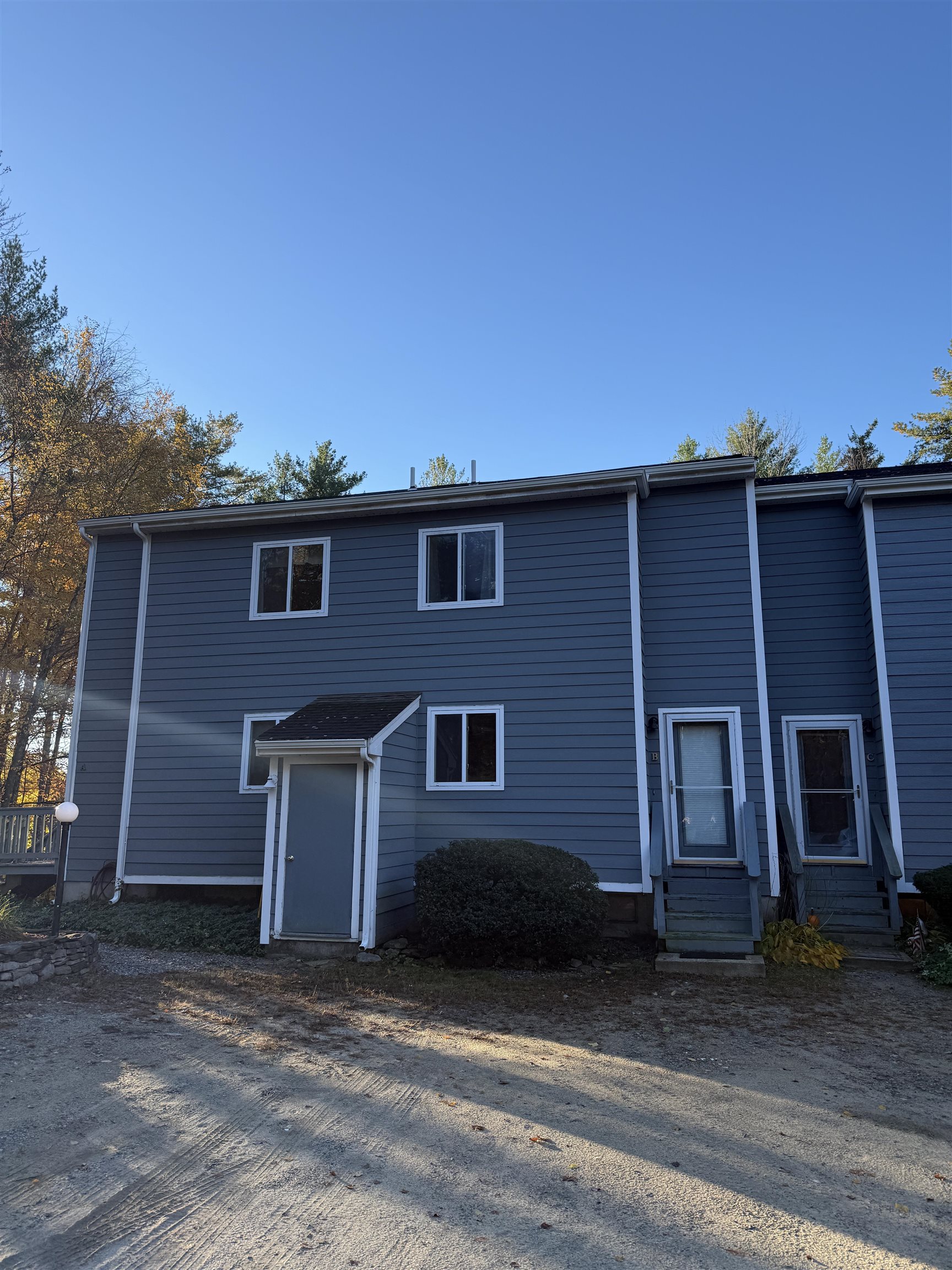 25 Apple Lane Unit: B