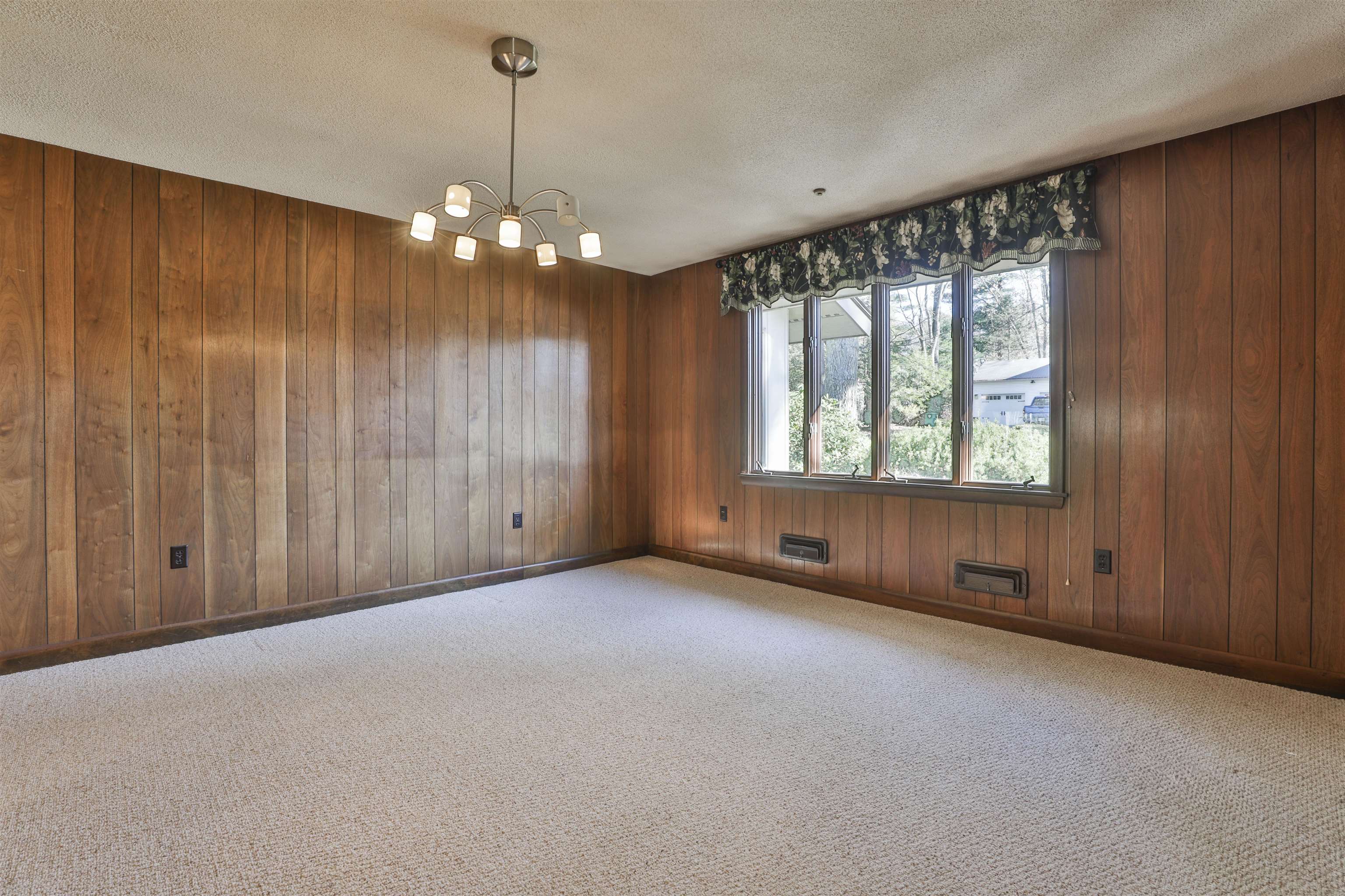125 Lille Road