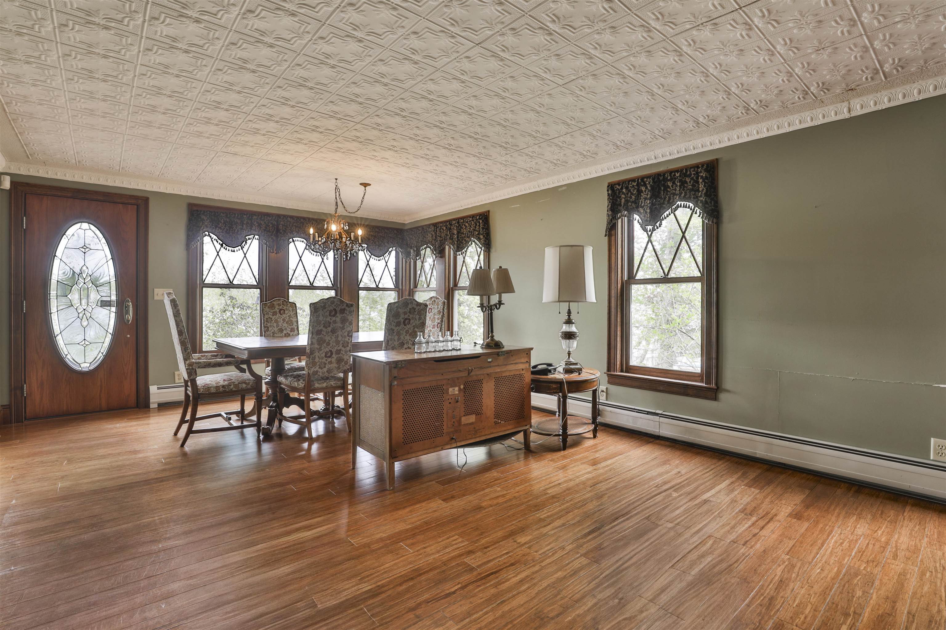 34 Baker Avenue