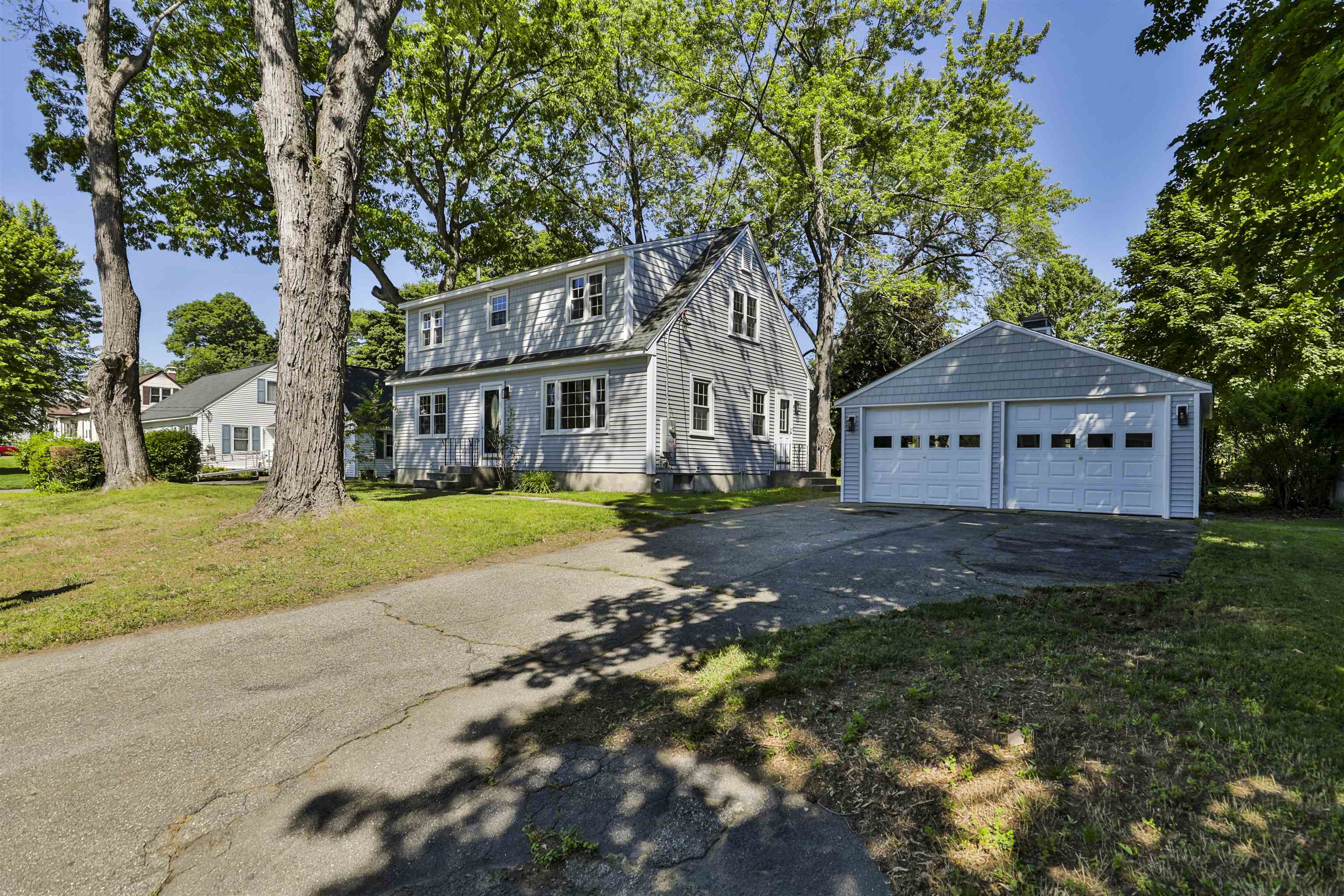 7 Holly Drive