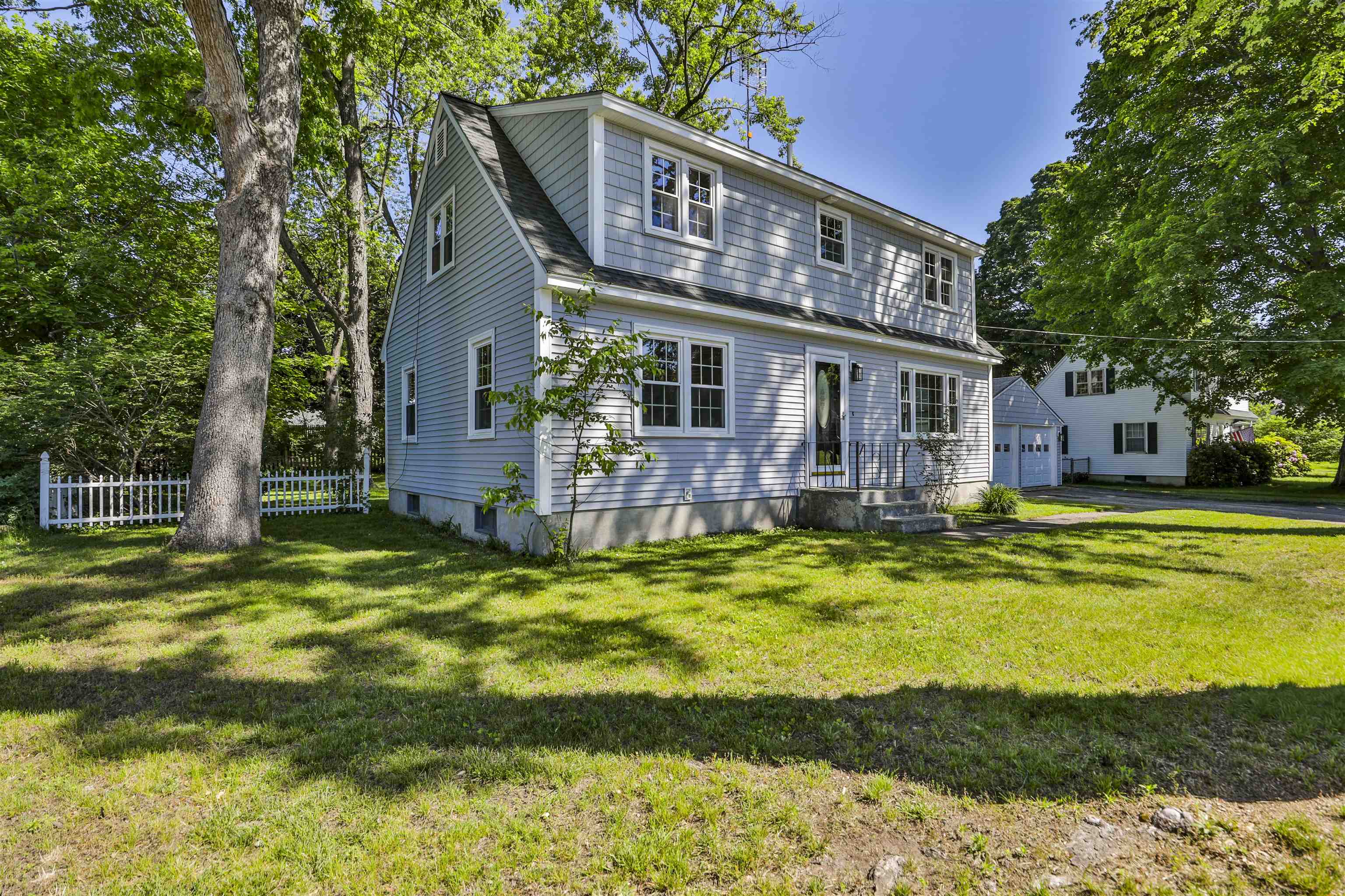 7 Holly Drive