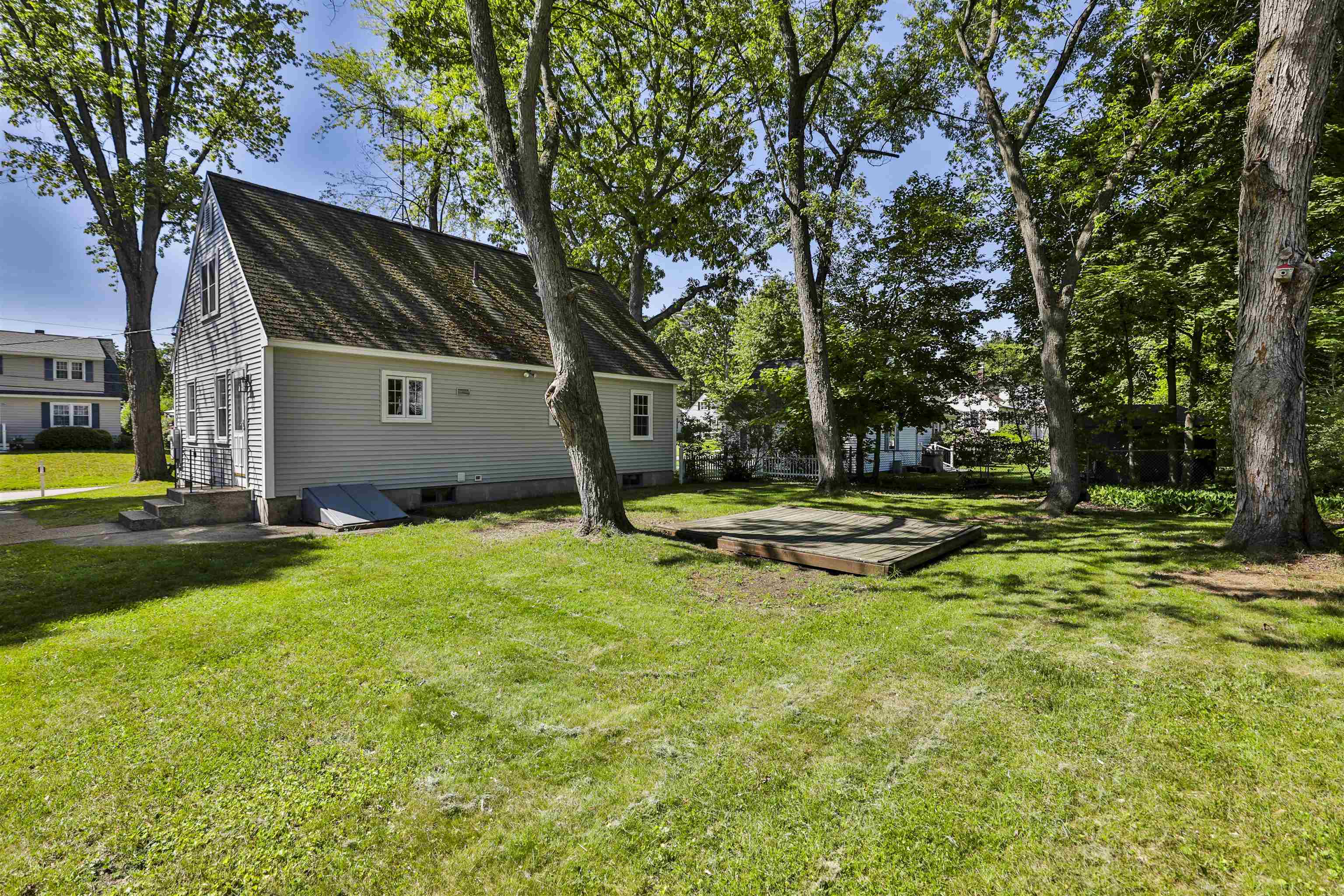 7 Holly Drive