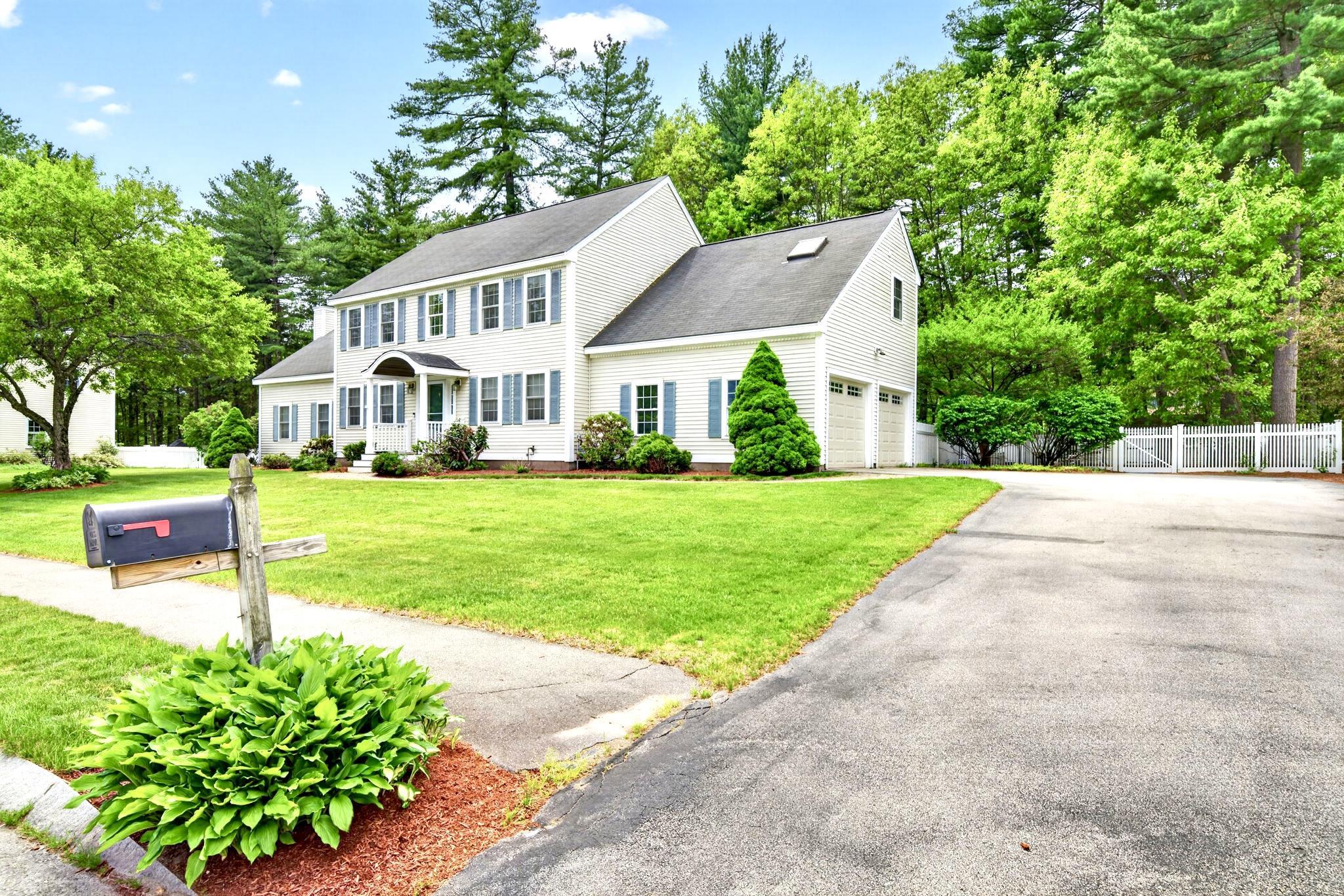 8 Sandstone Drive