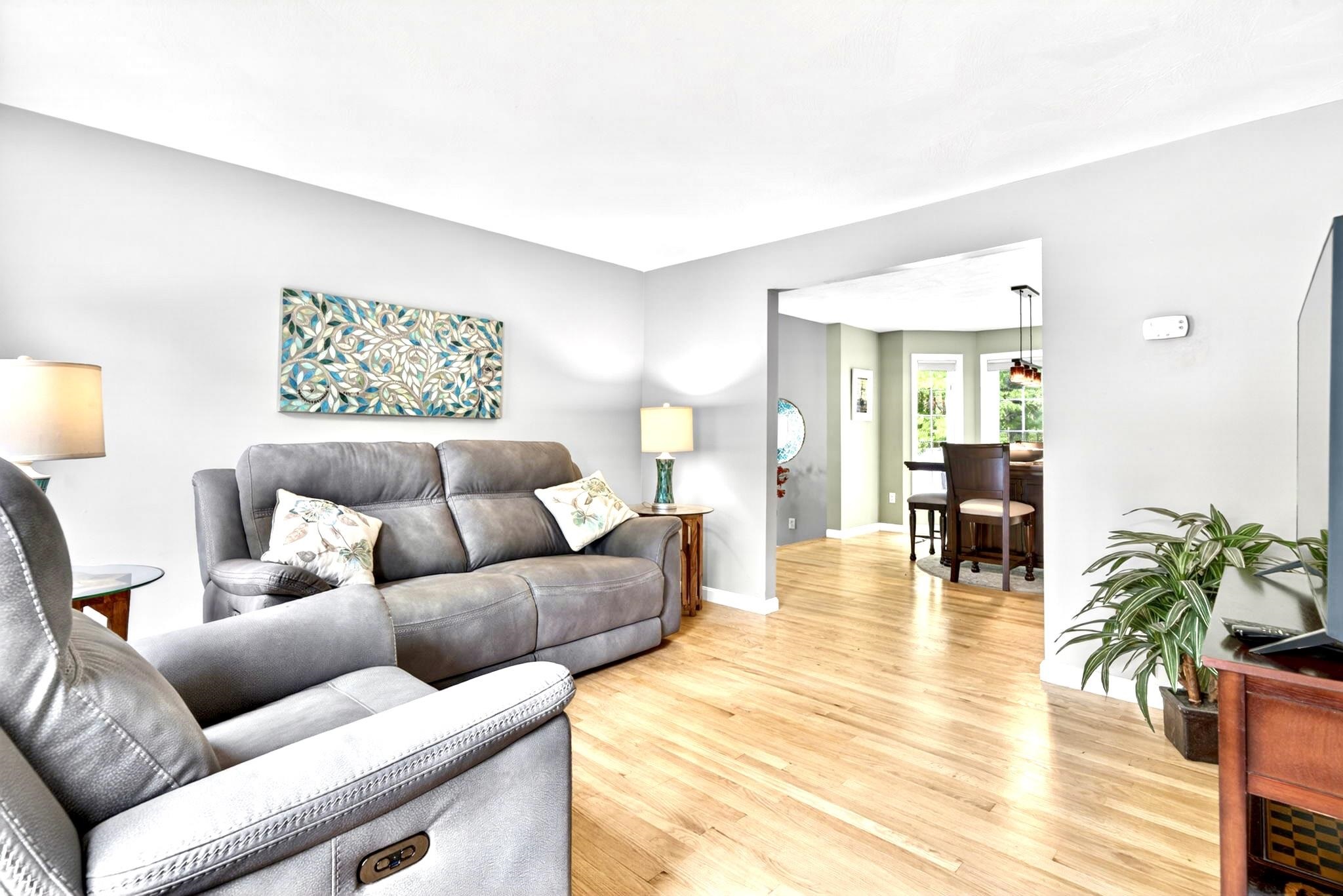 8 Sandstone Drive