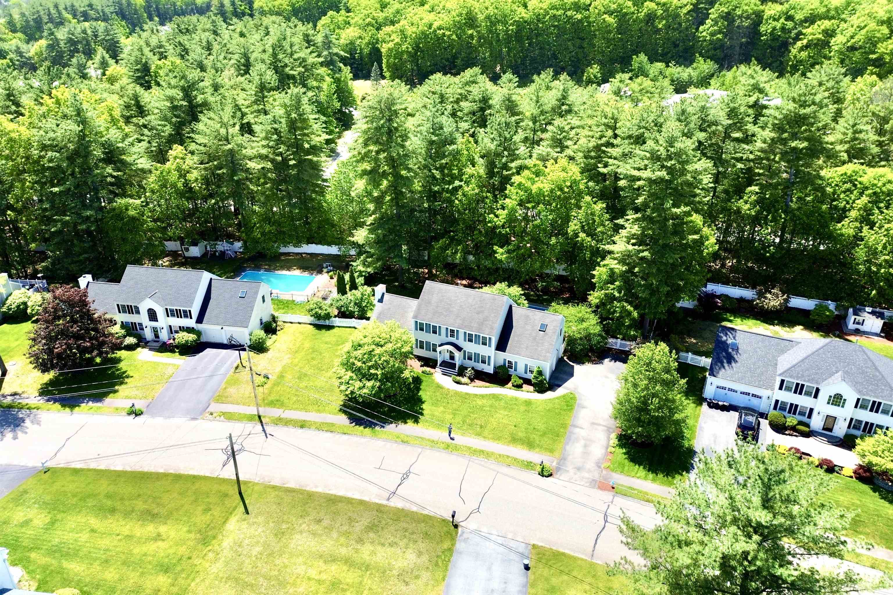 8 Sandstone Drive