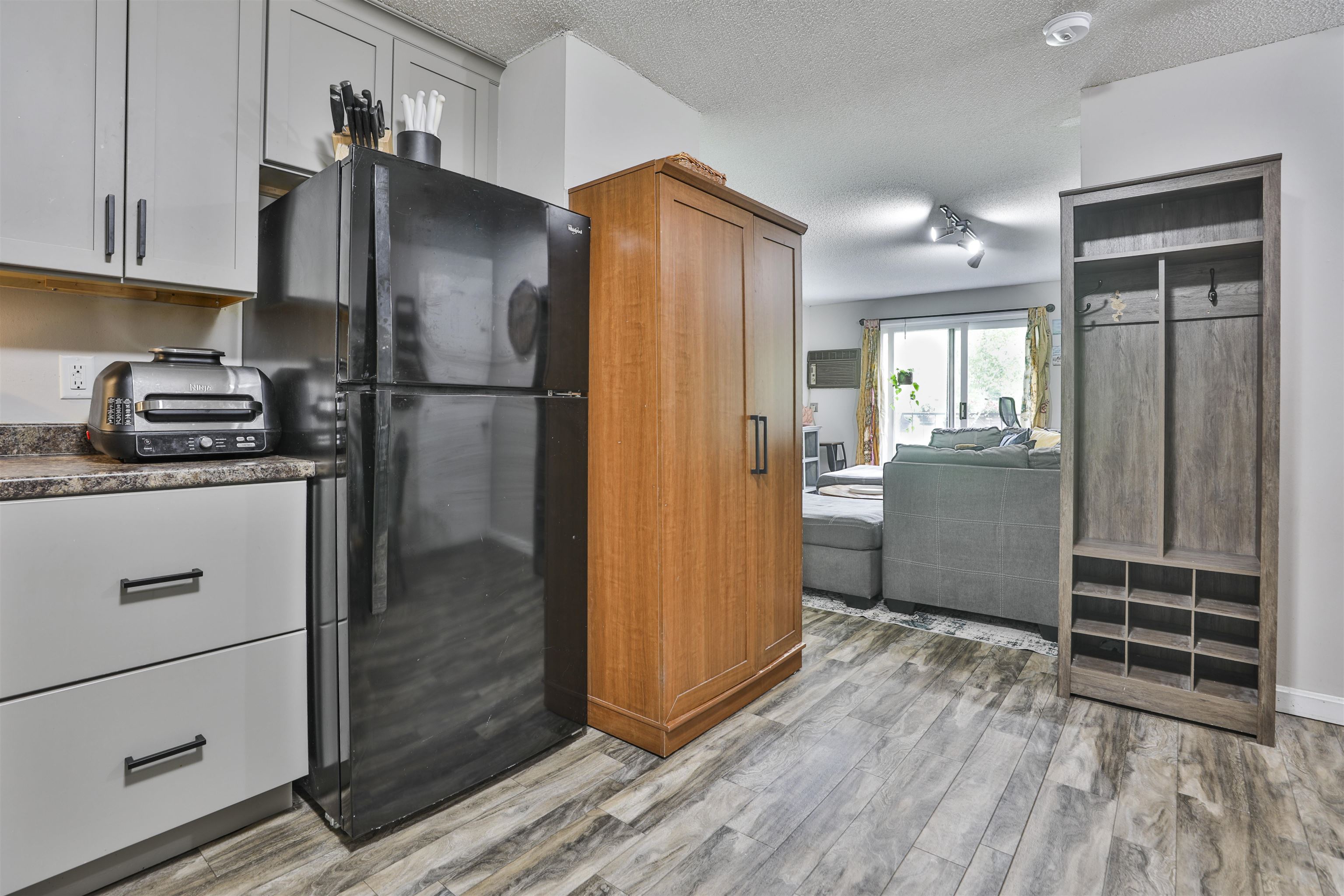 19-32 Kimberly Drive