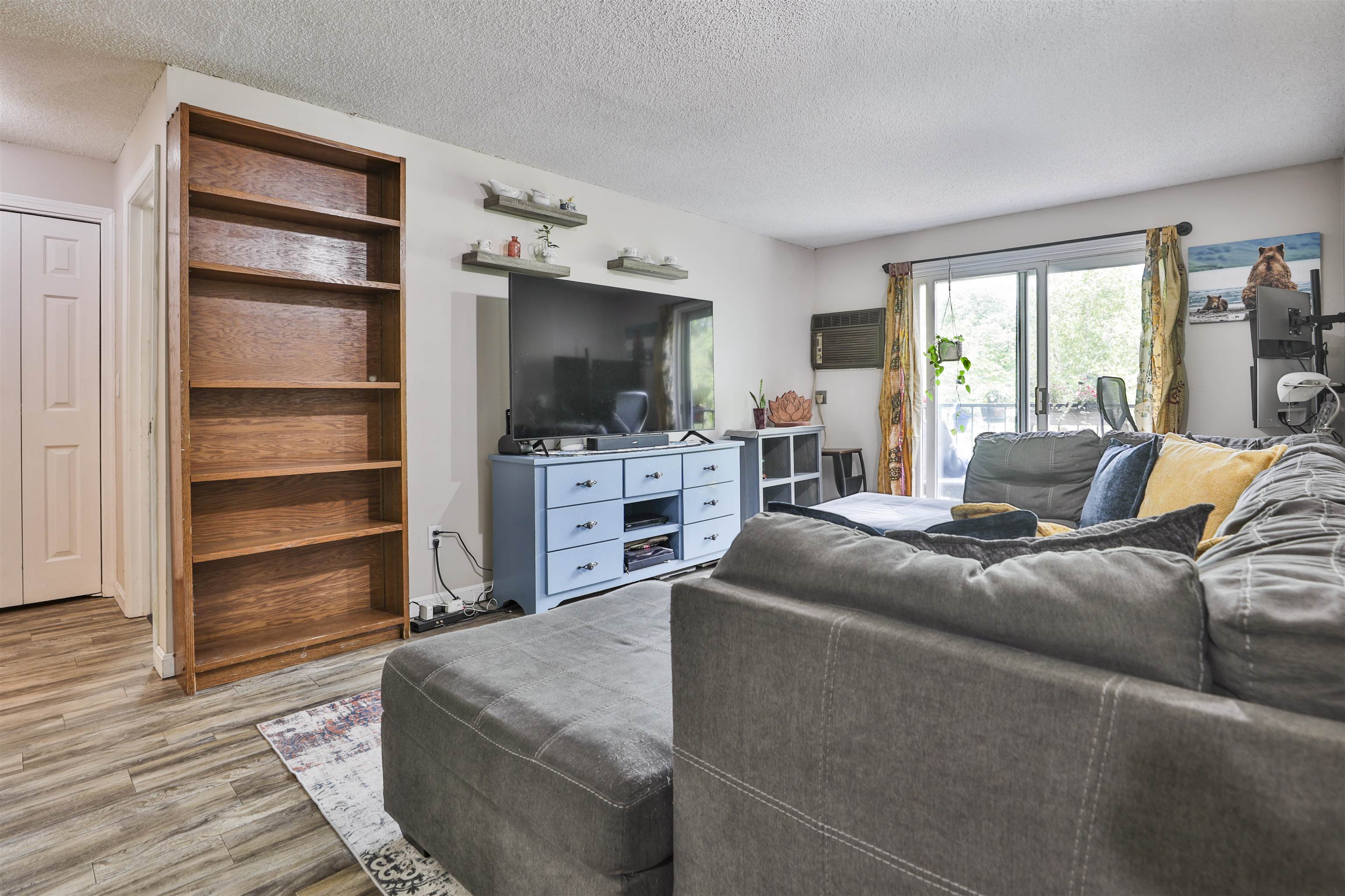 19-32 Kimberly Drive