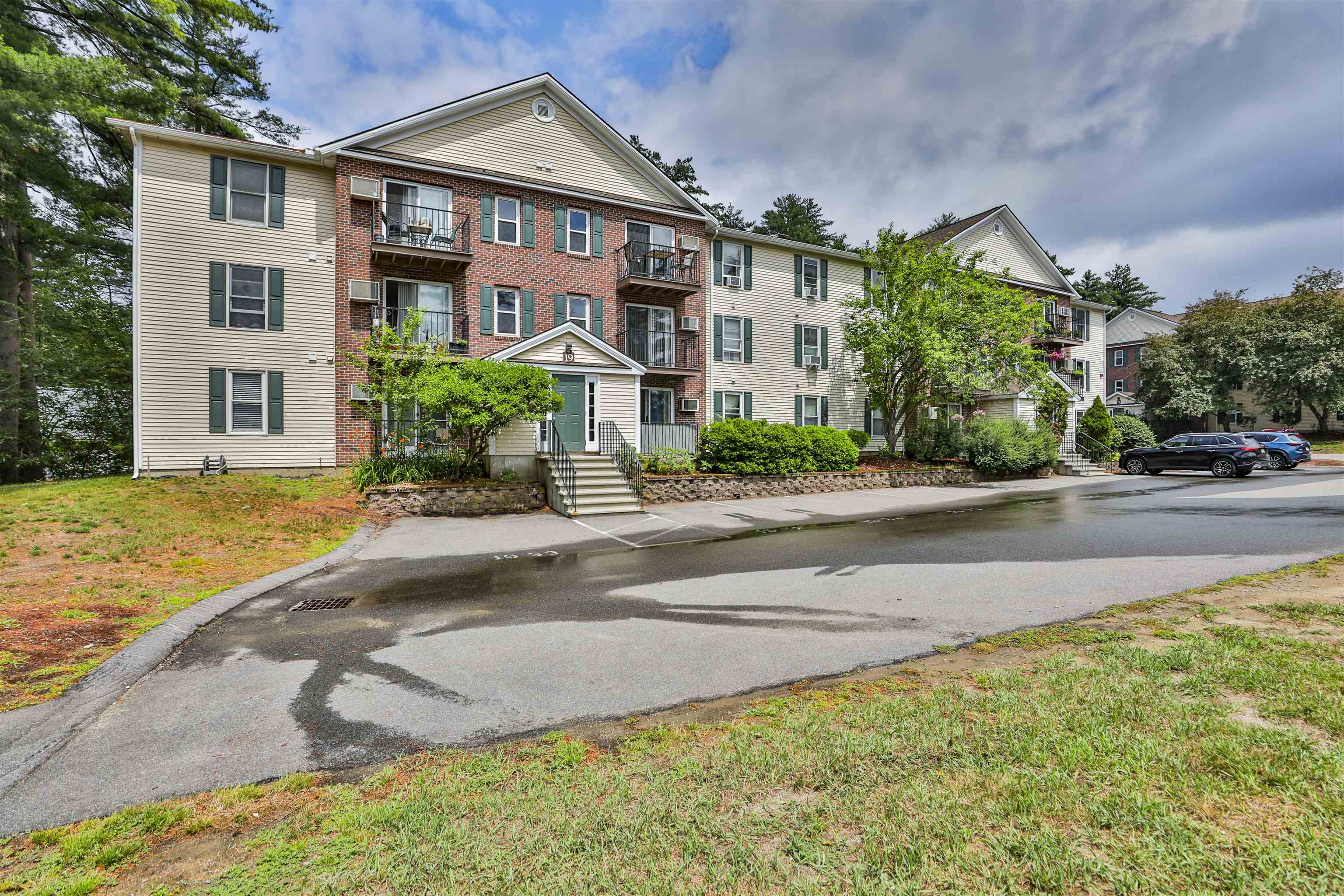 19-32 Kimberly Drive
