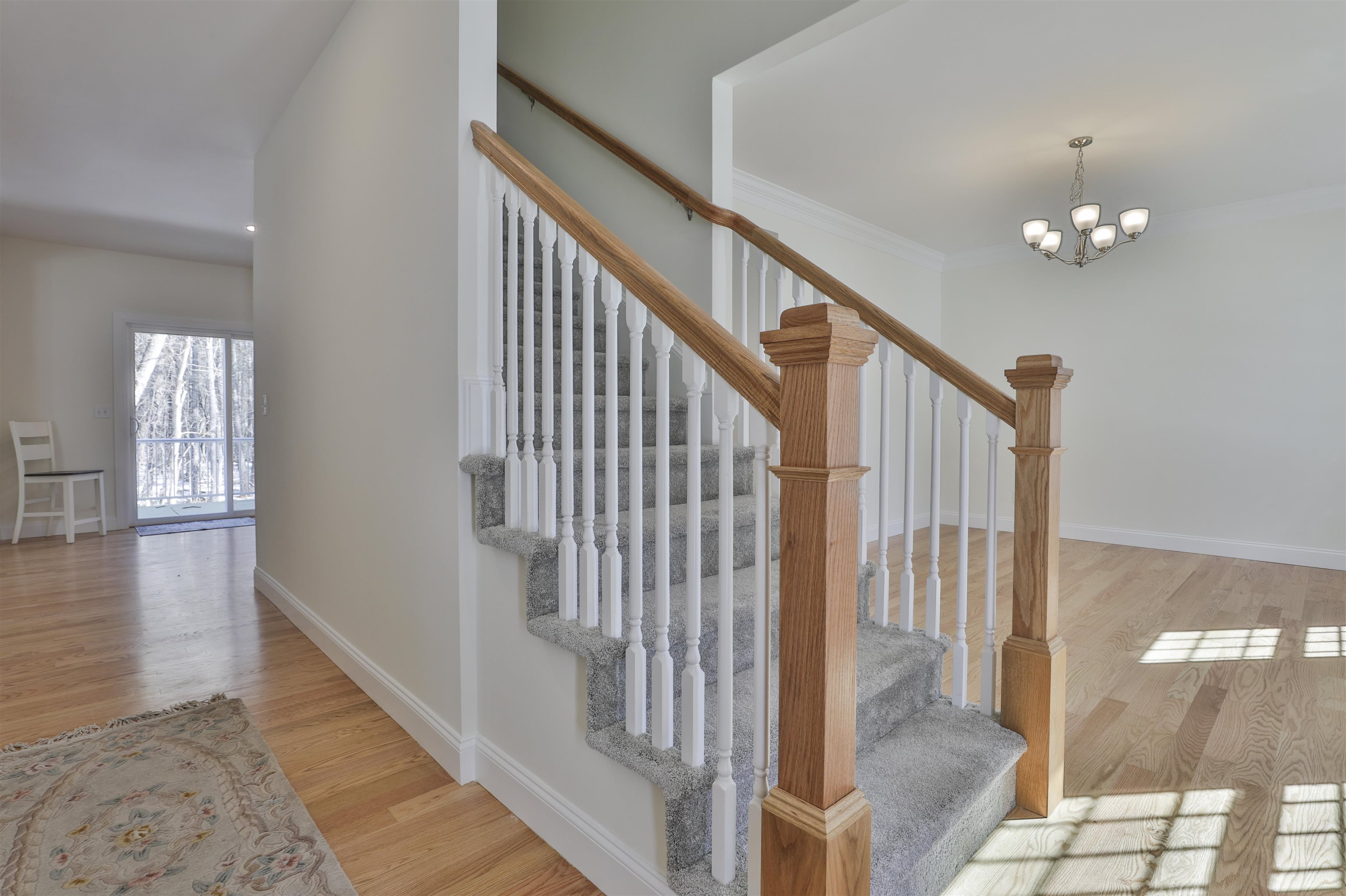 22 Reeds Ferry Way