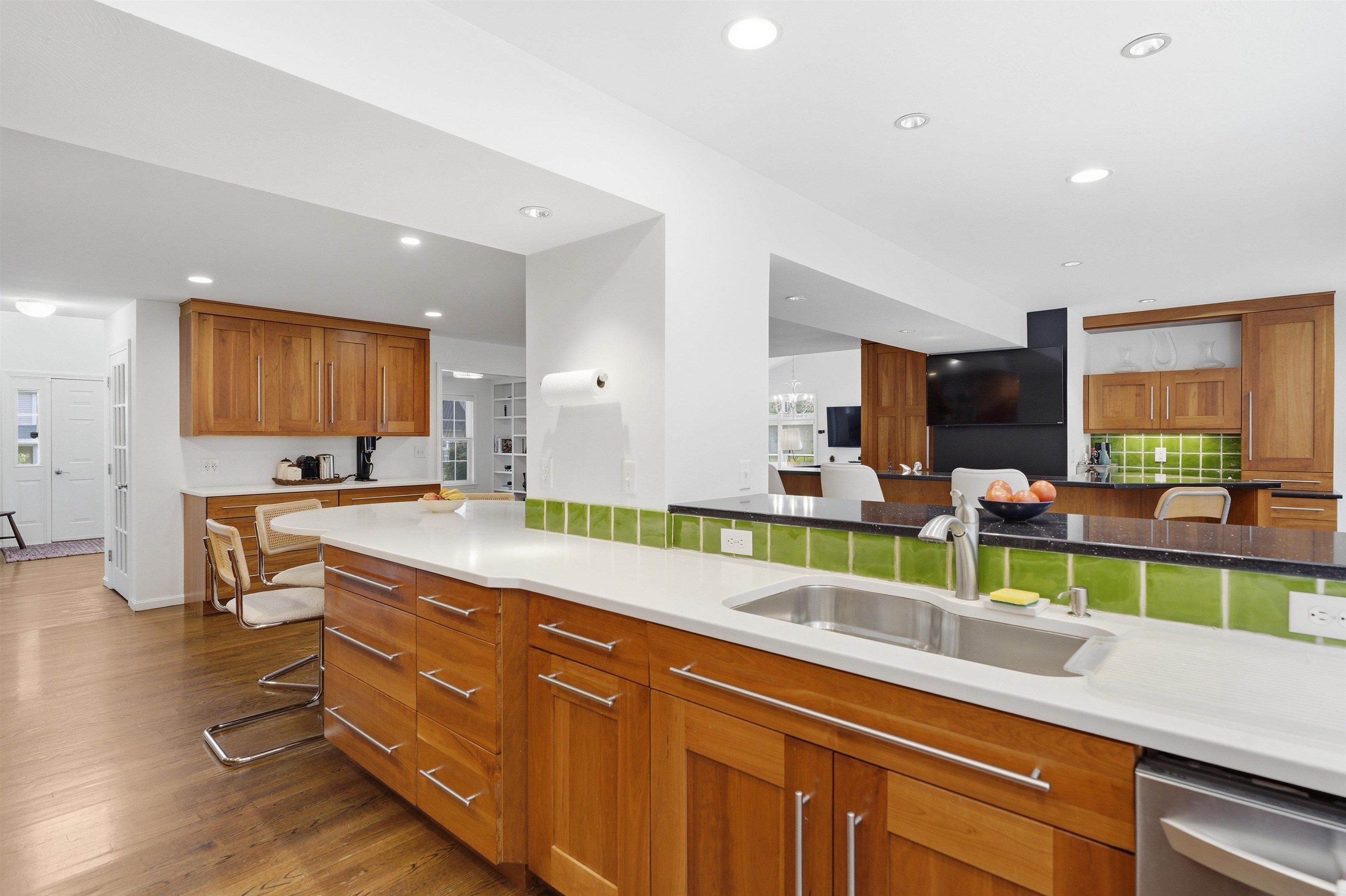 3 Sandstone Drive
