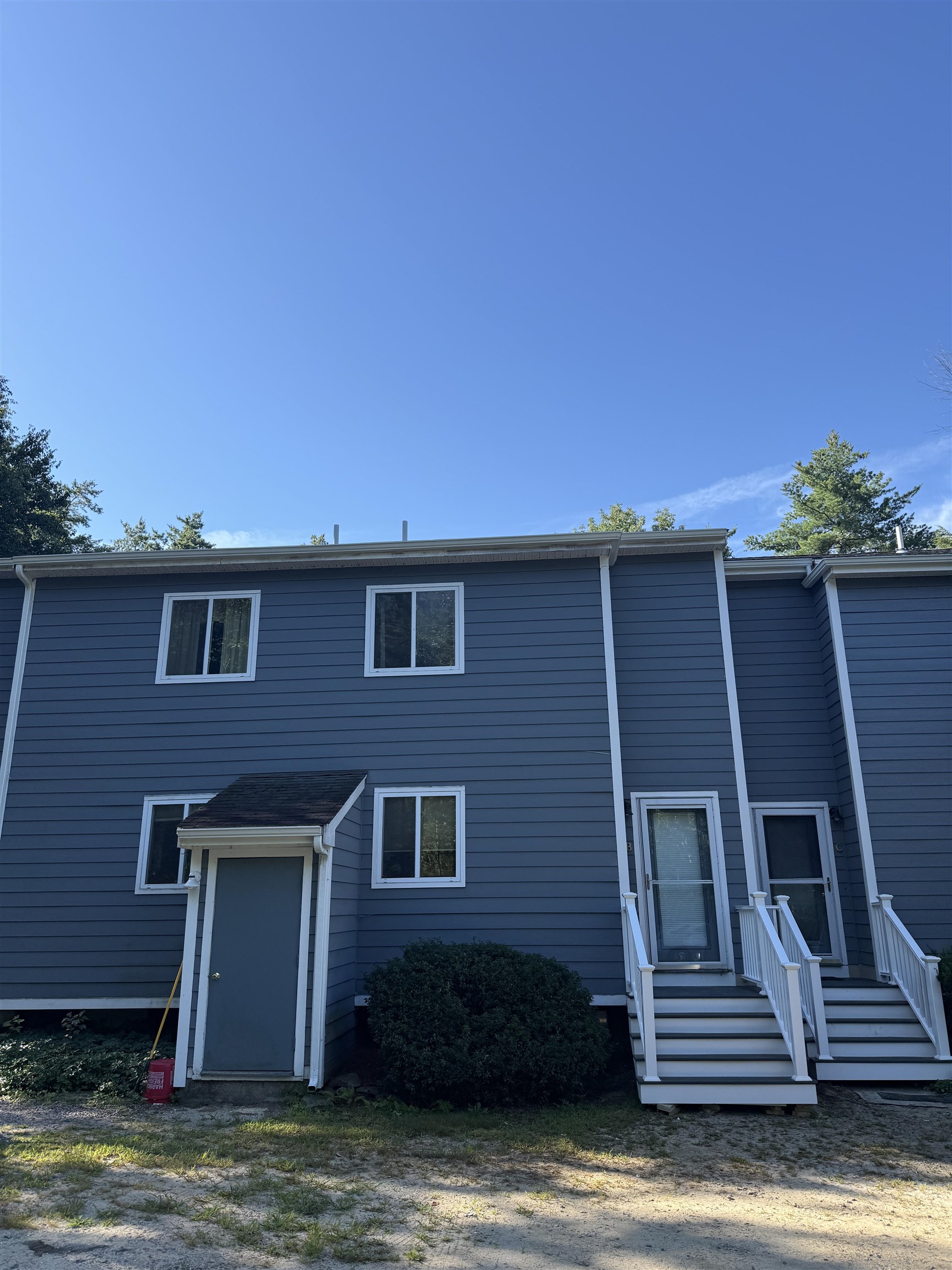25 Apple Lane Unit: B