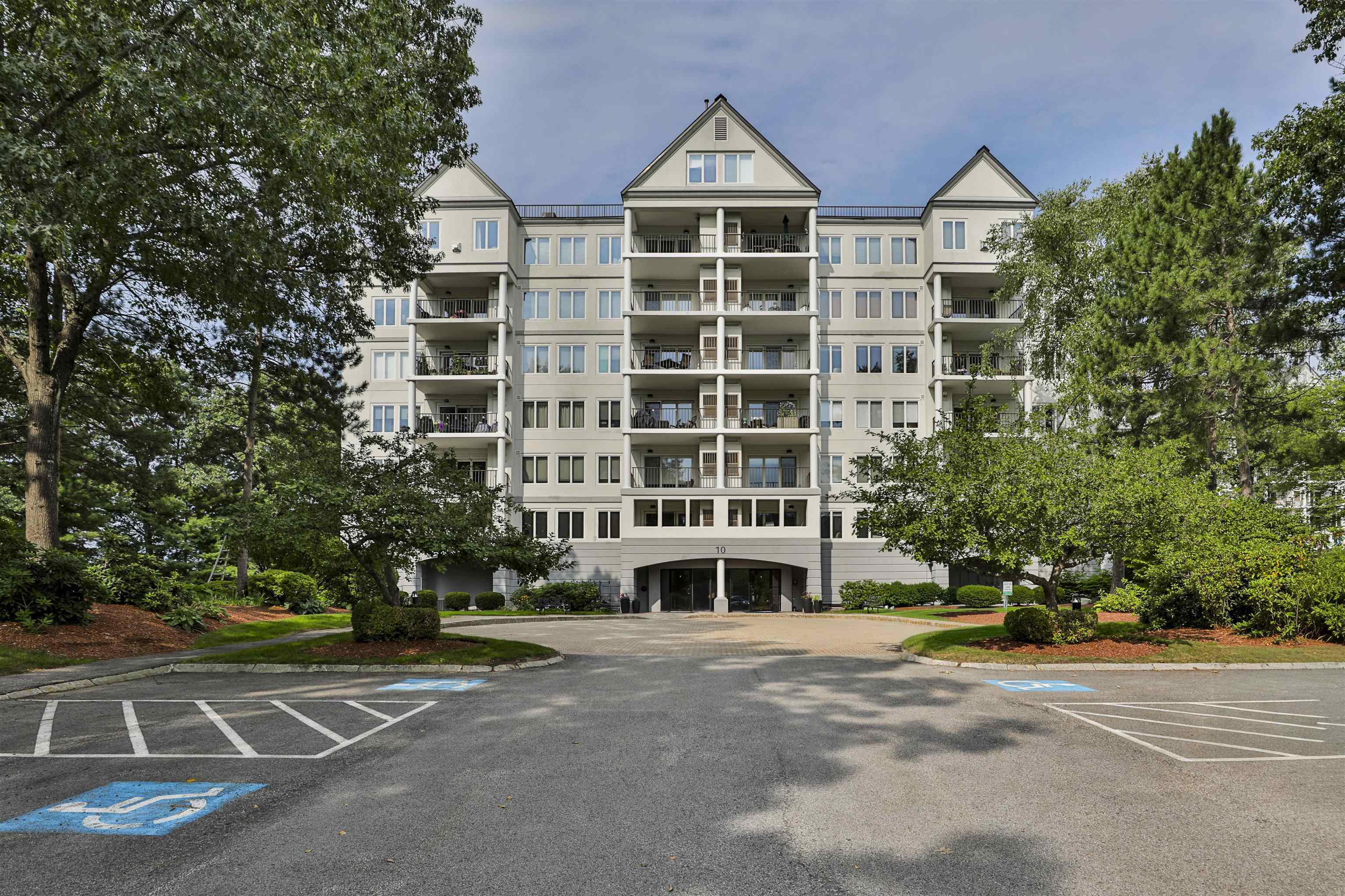 10 Mt Laurels Drive Unit: 104