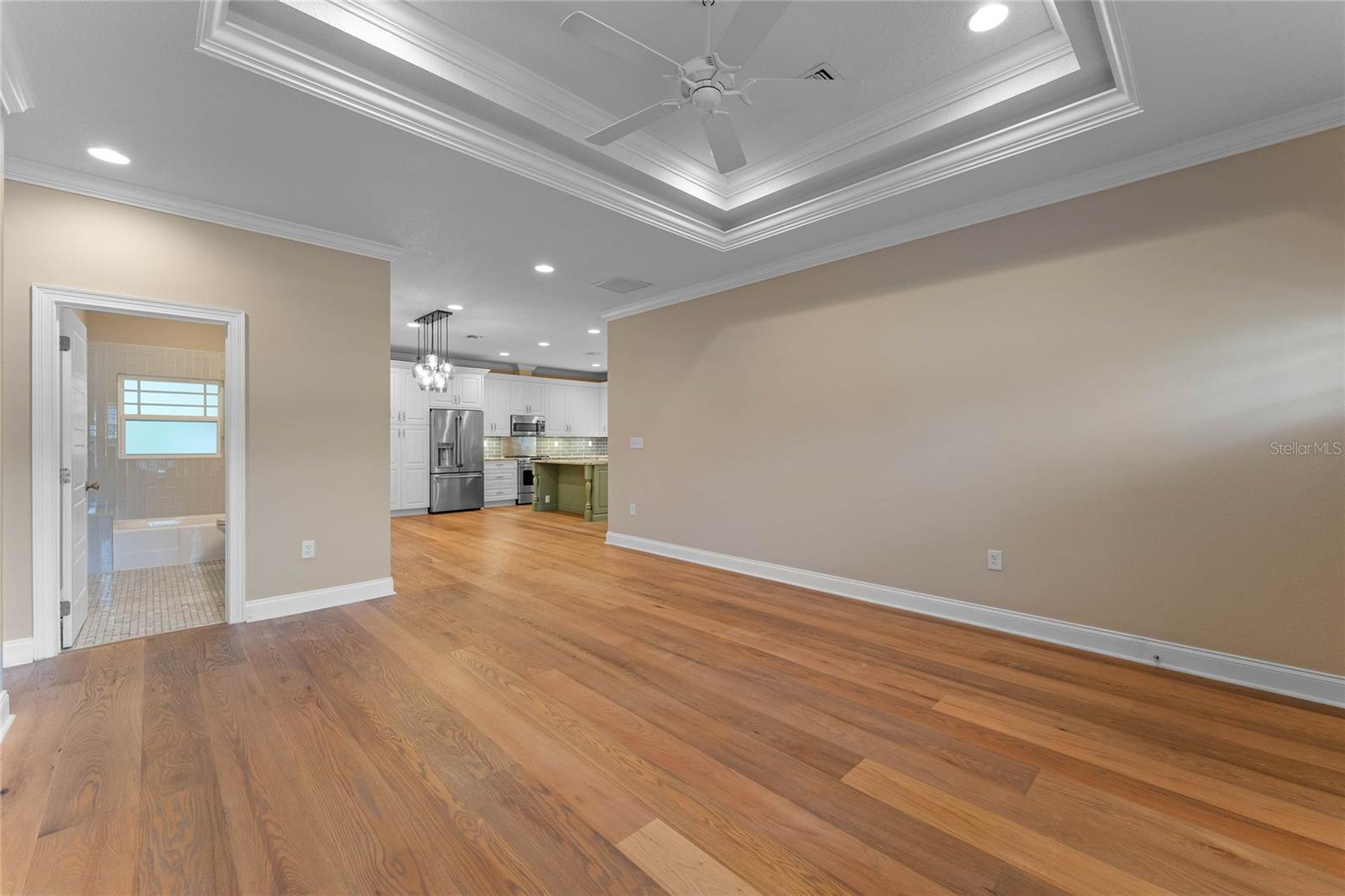 2120 VIVADA ST