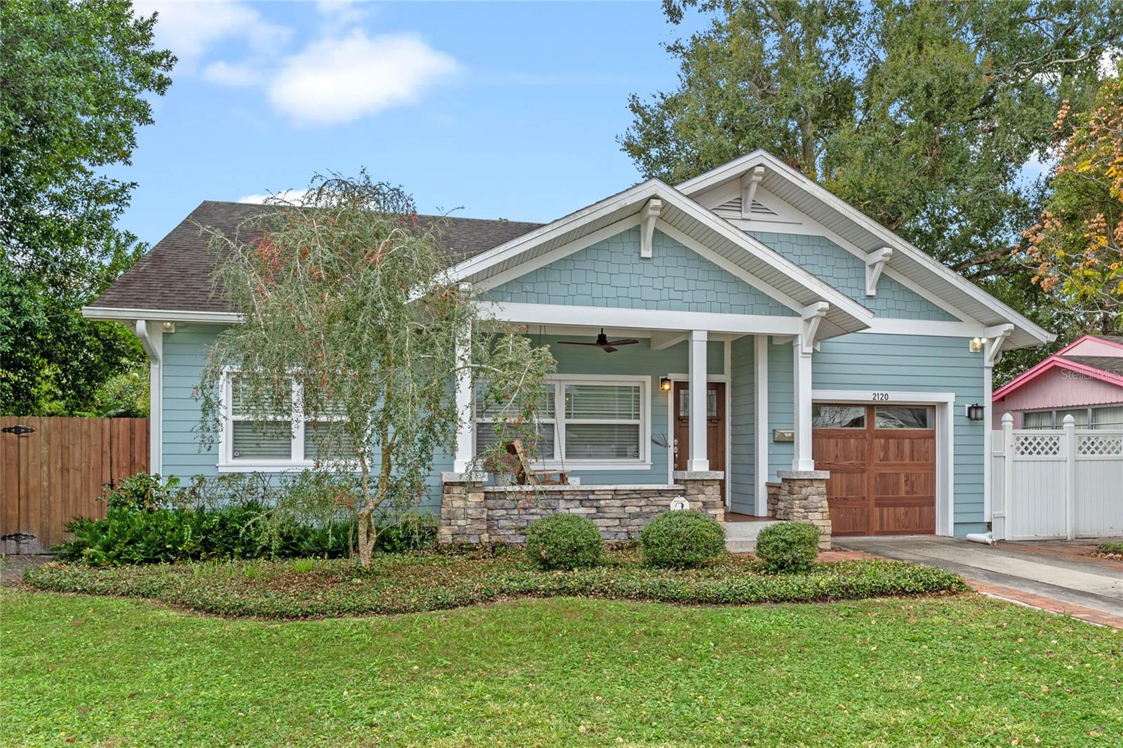 2120 VIVADA ST
