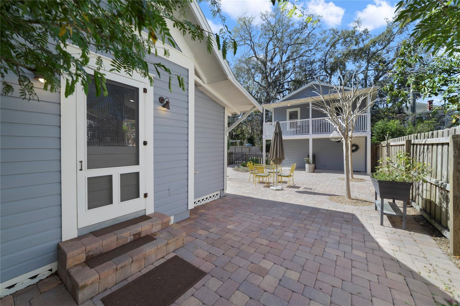 704 S PALMETTO AVE
