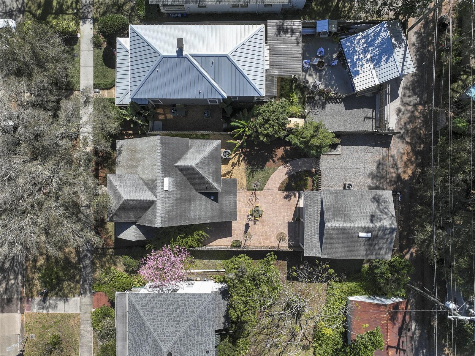 704 S PALMETTO AVE