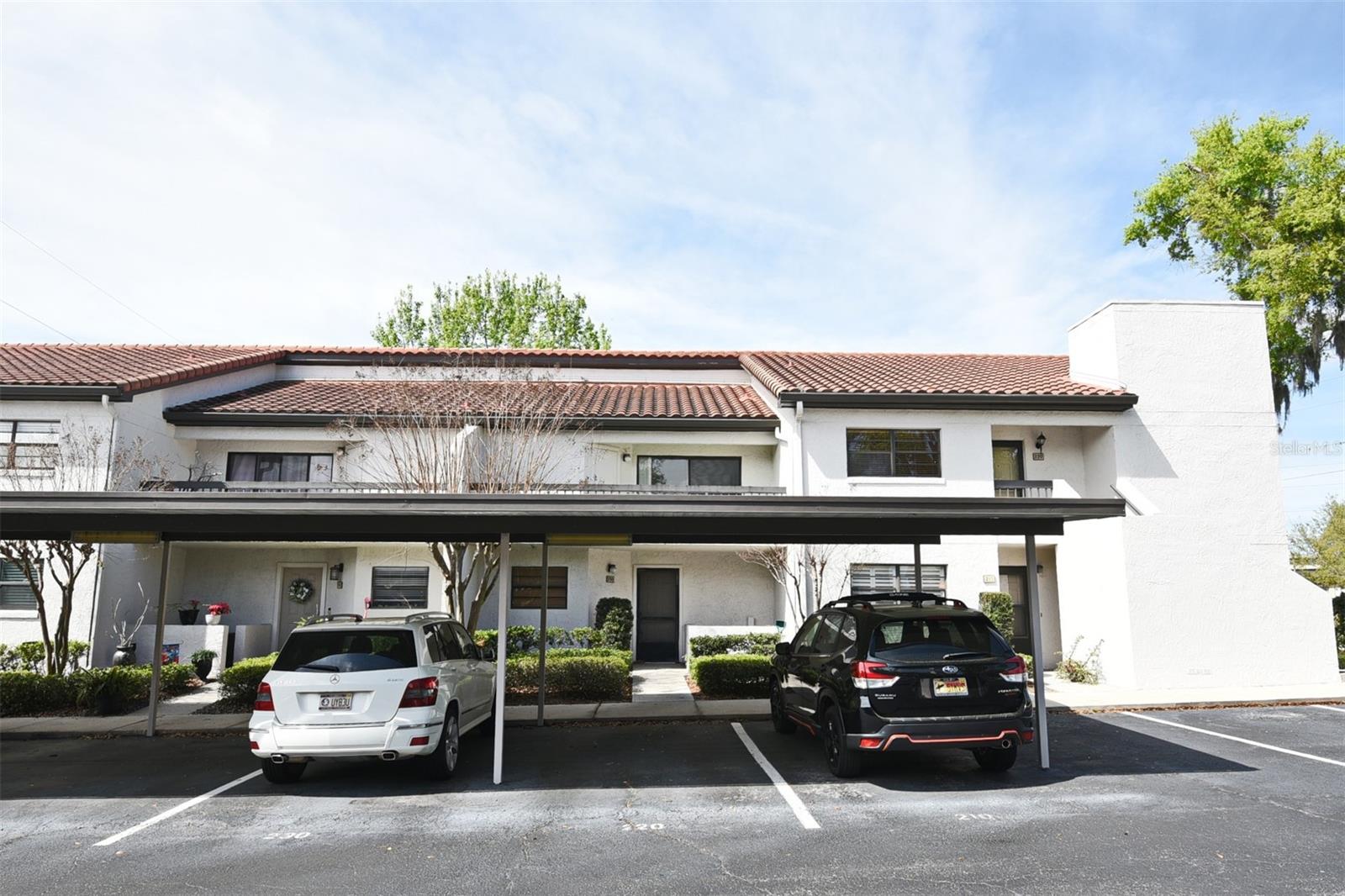 230 KILLARNEY BAY CT #3