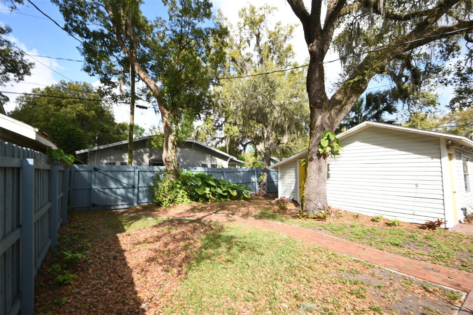 1200 S OAK AVE