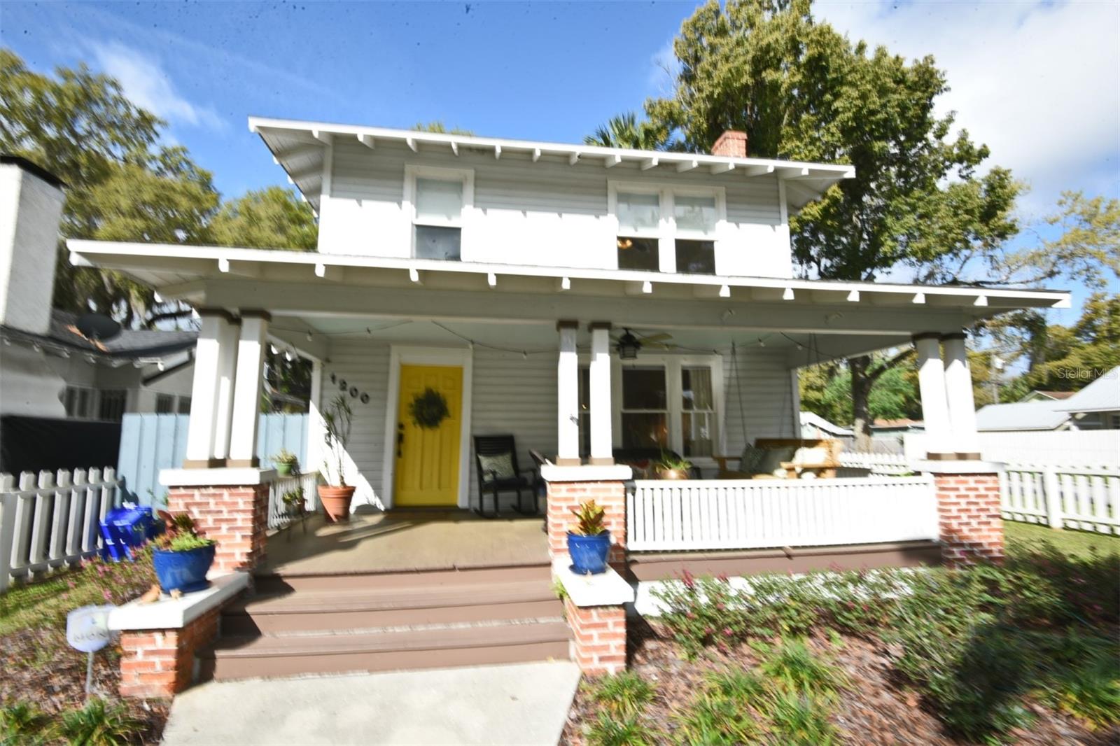 1200 S OAK AVE