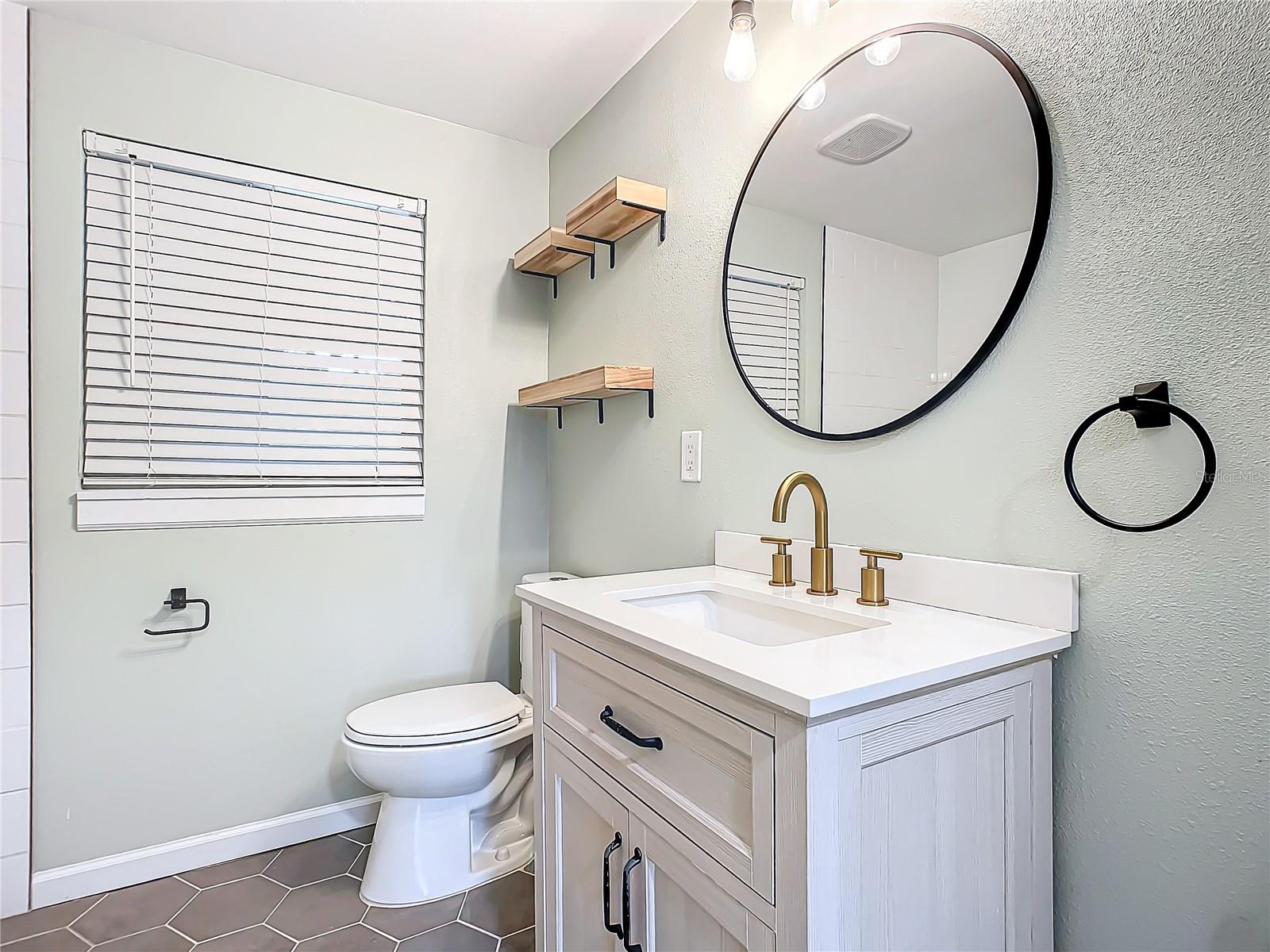 141 PINECREST DR