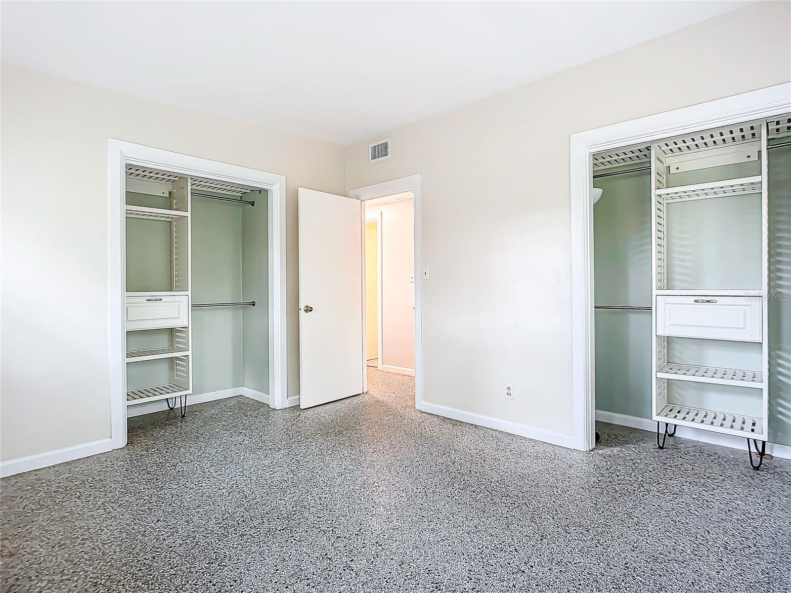 141 PINECREST DR