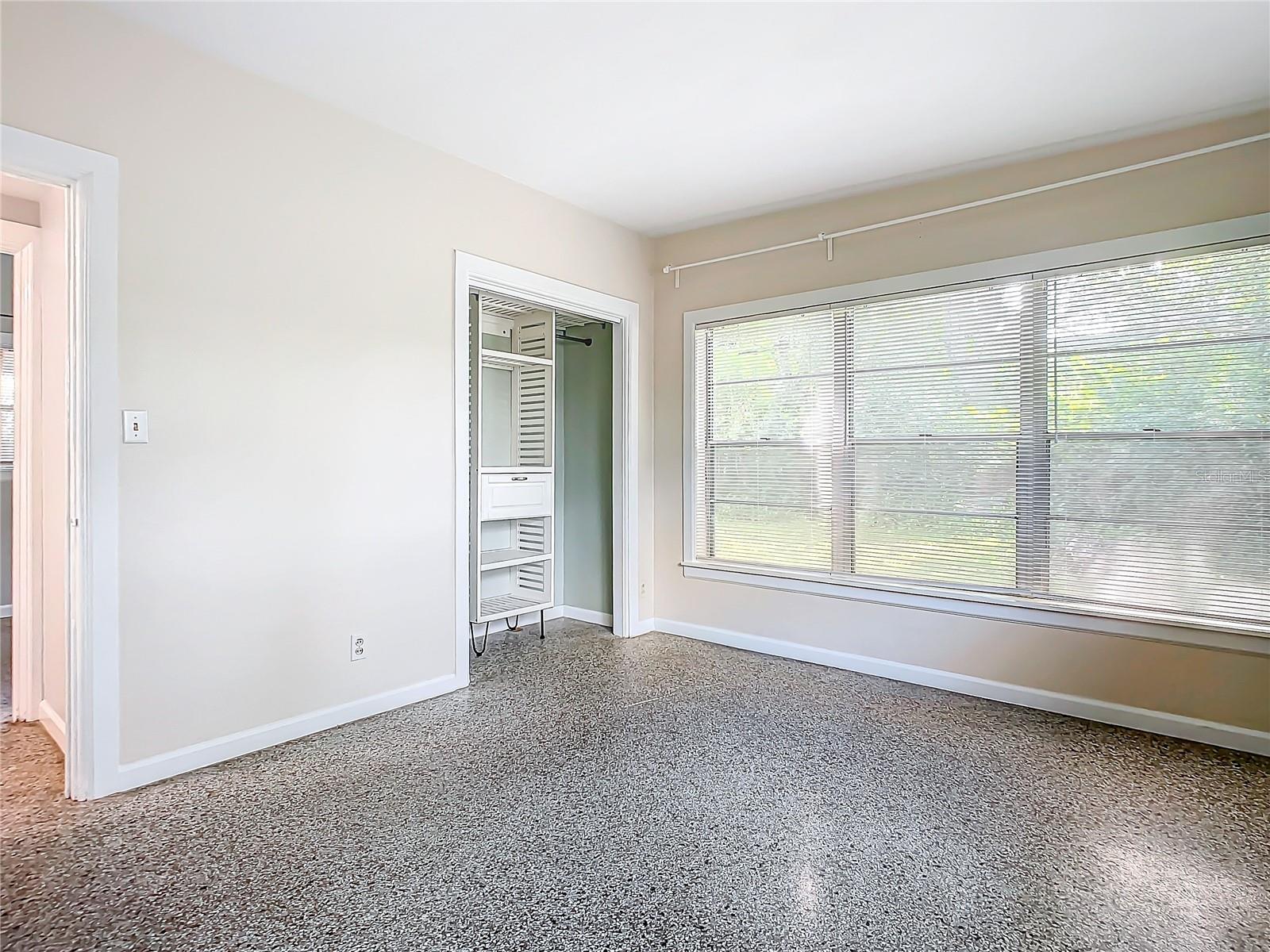 141 PINECREST DR