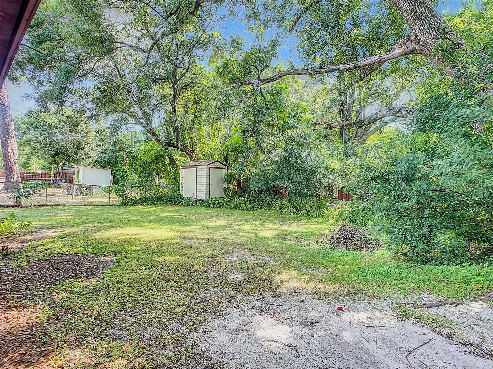 141 PINECREST DR