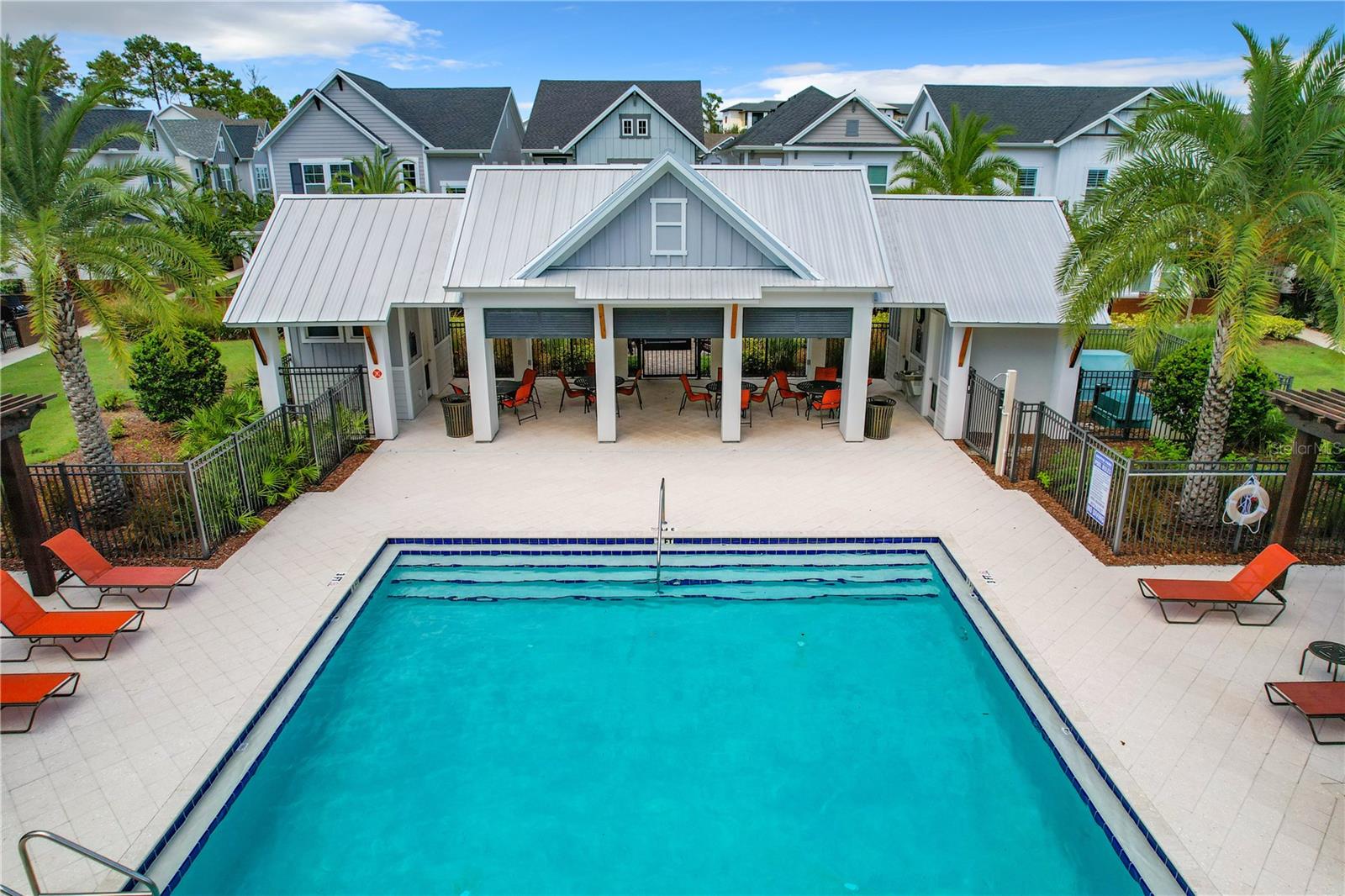 565 WISHBONE LN
