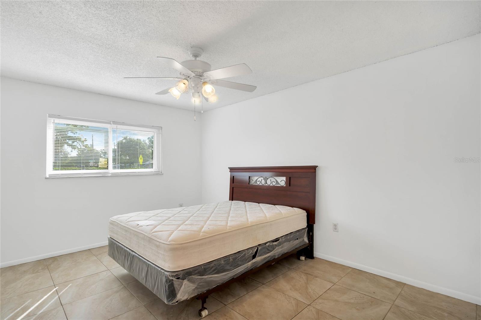 1000 LAKE OF THE WOODS BLVD #105A