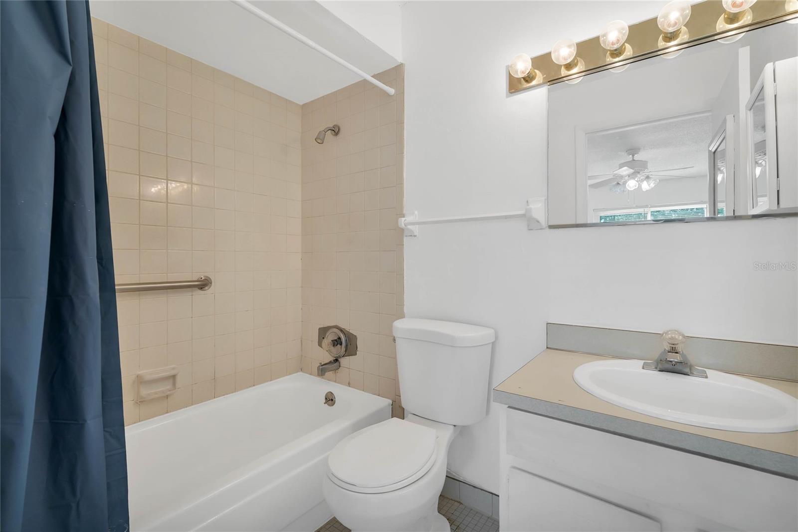 1000 LAKE OF THE WOODS BLVD #105A