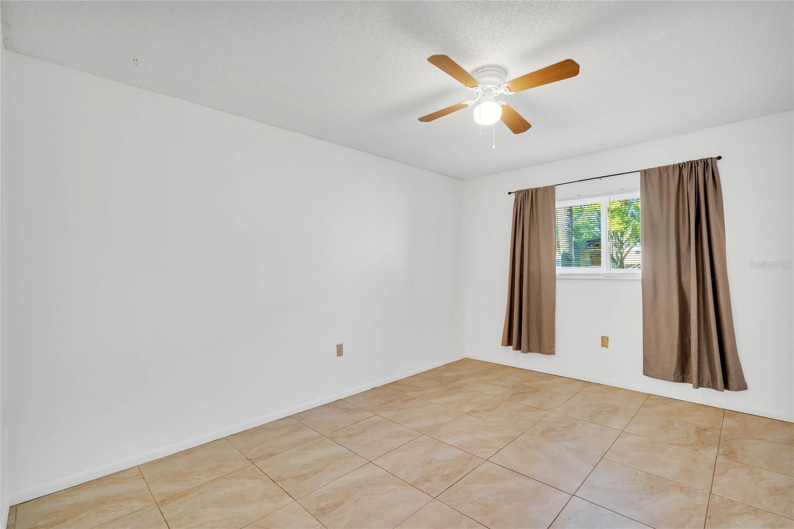 1000 LAKE OF THE WOODS BLVD #105A