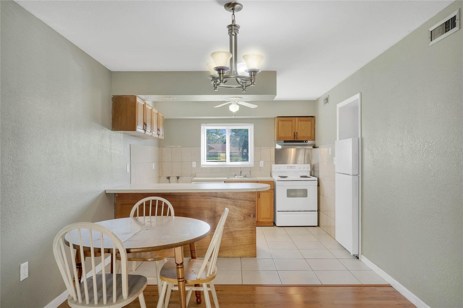 1000 LAKE OF THE WOODS BLVD #105A