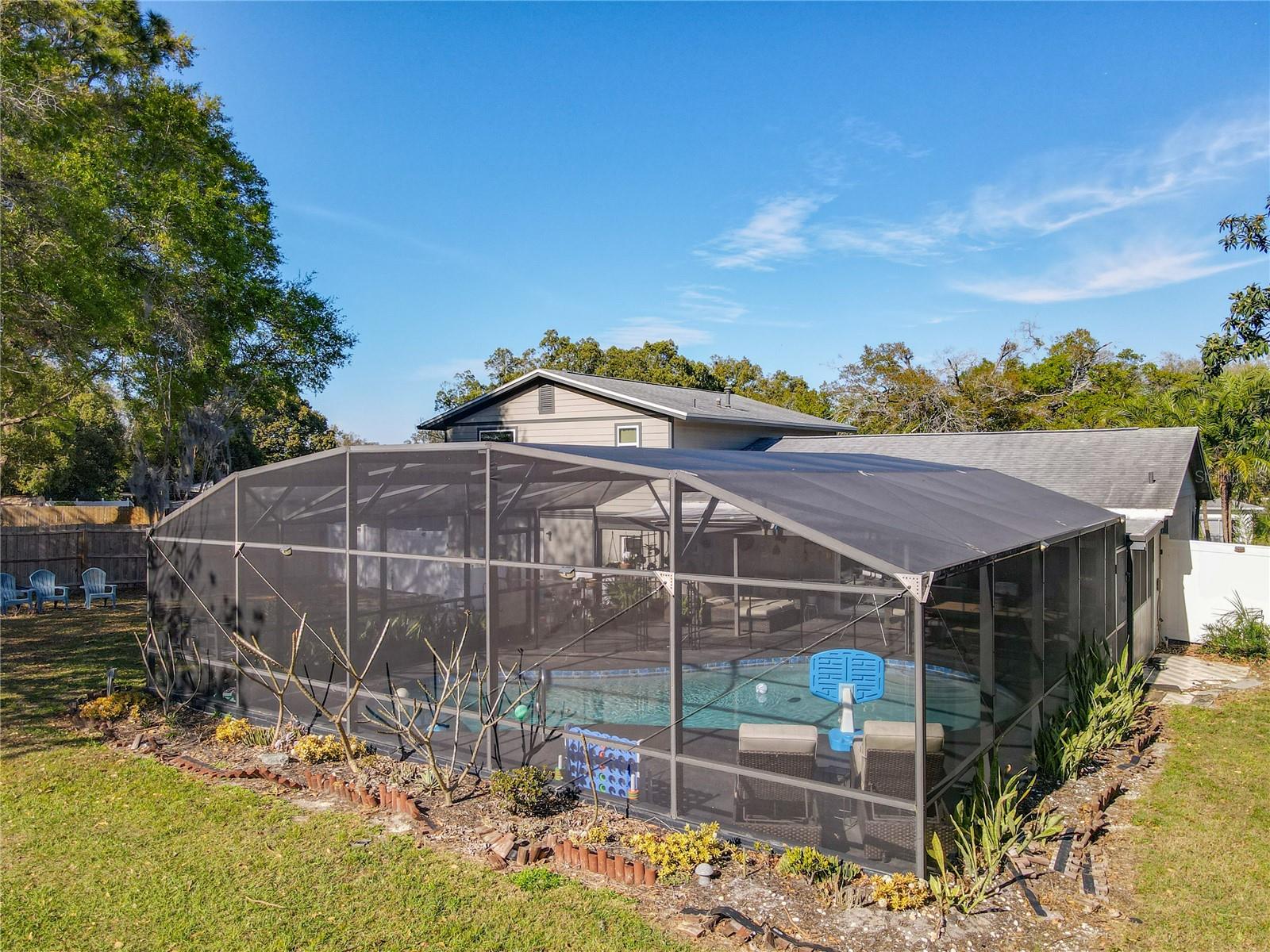 210 CARRIAGE HILL DR