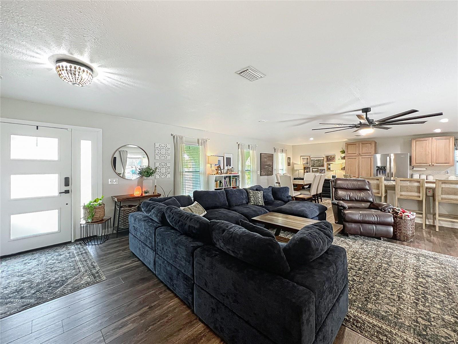 210 CARRIAGE HILL DR