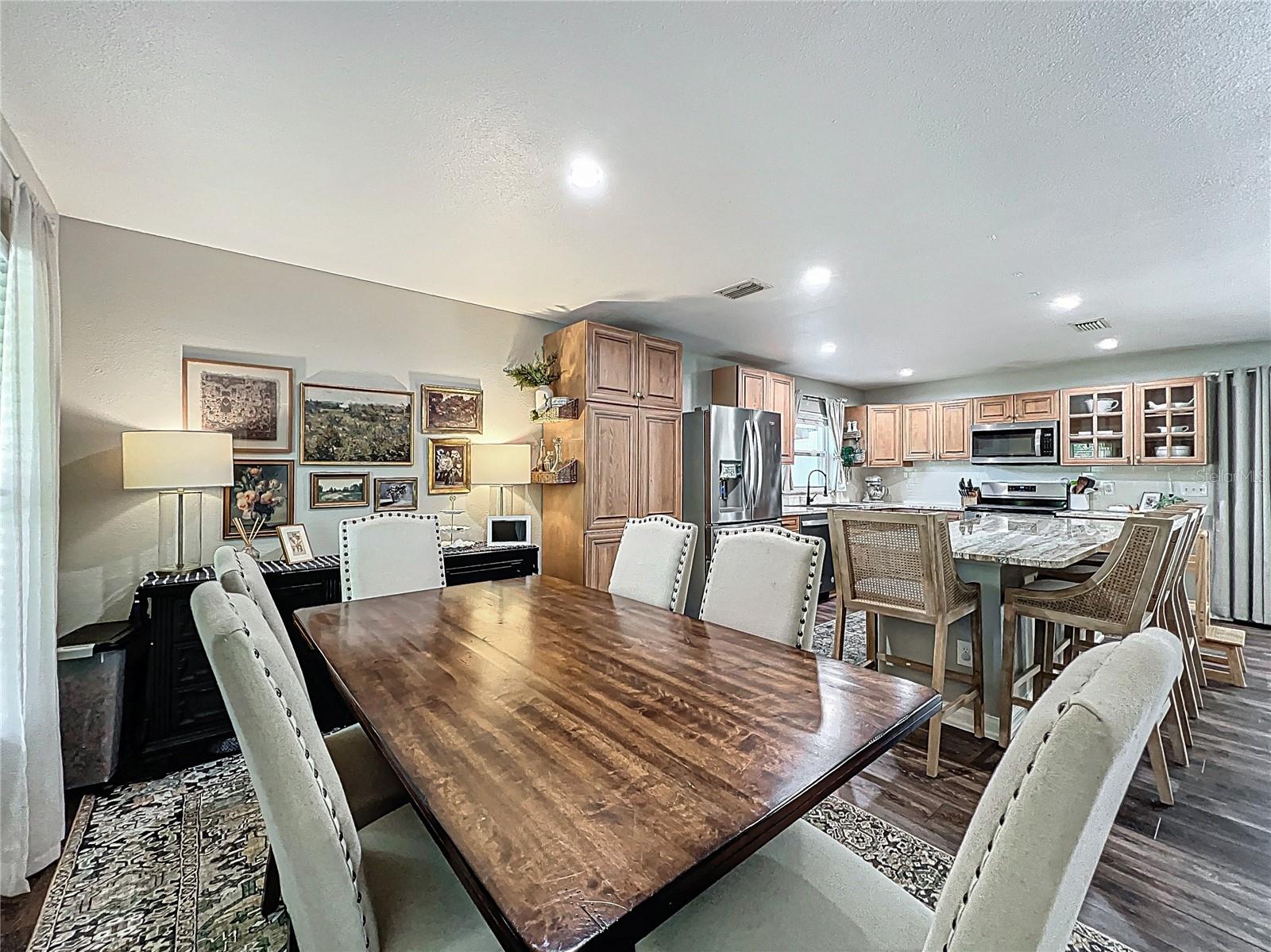 210 CARRIAGE HILL DR