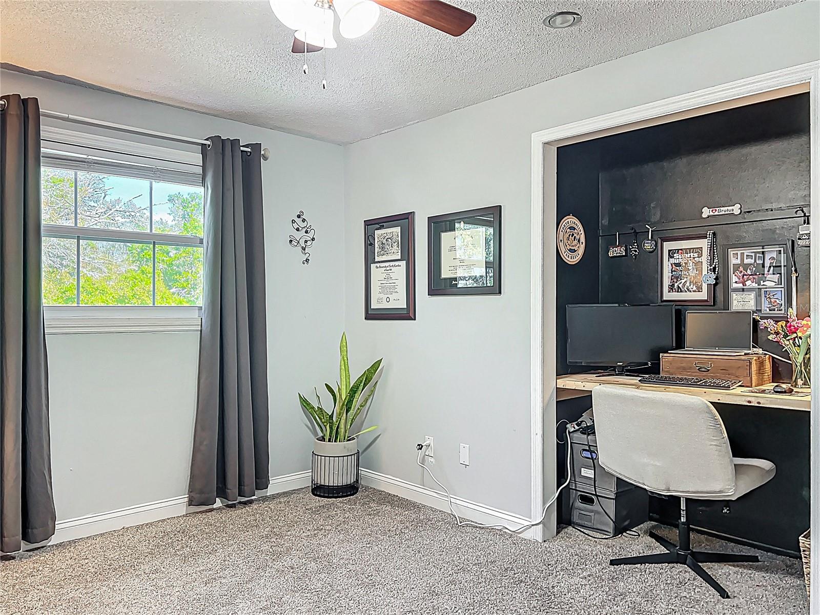 210 CARRIAGE HILL DR