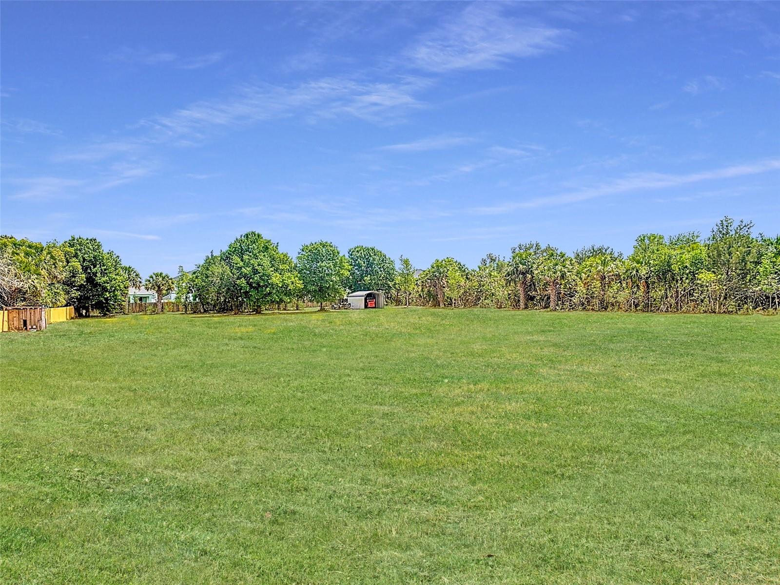 1271 THOROUGHBRED TRL