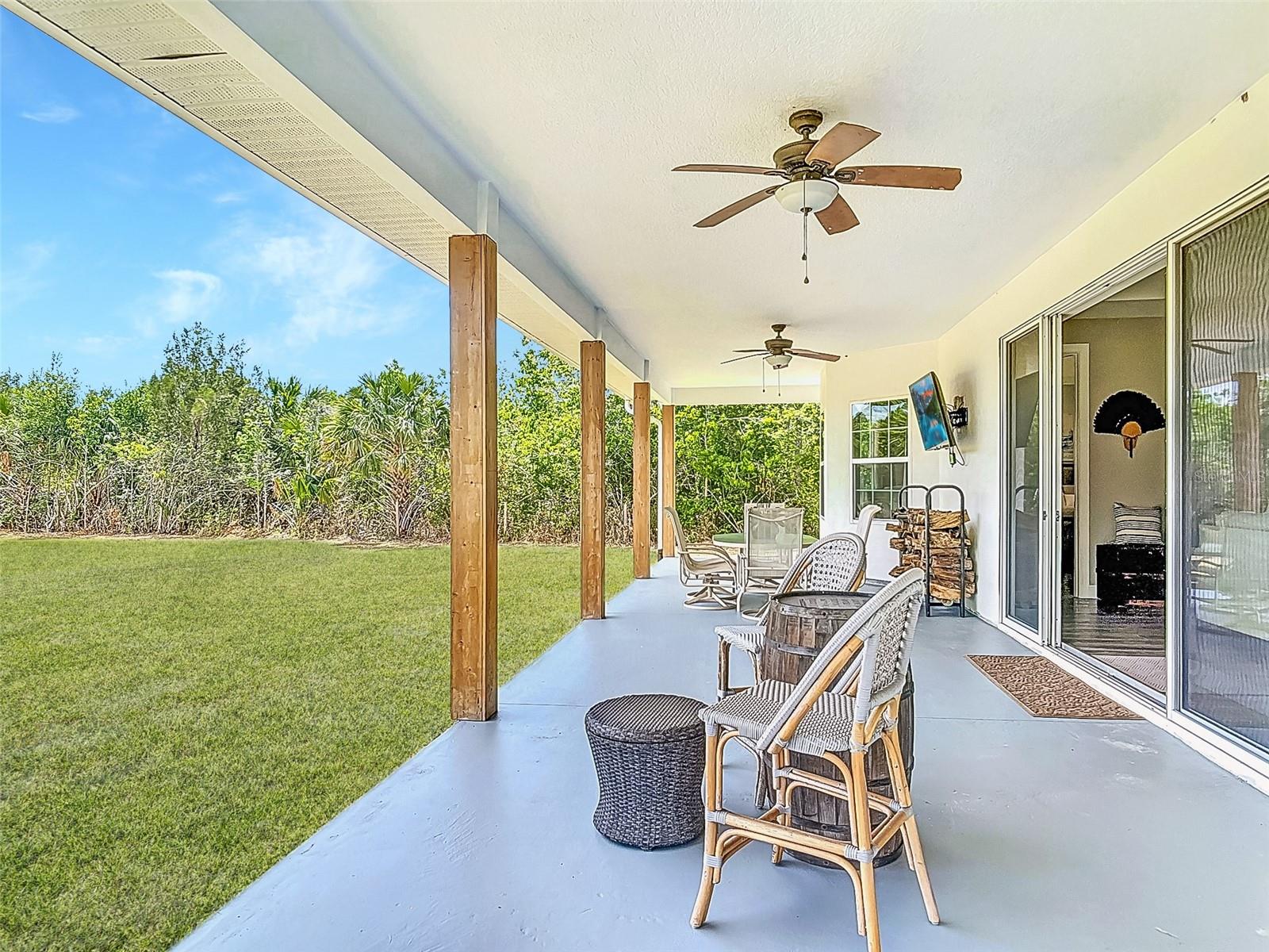 1271 THOROUGHBRED TRL