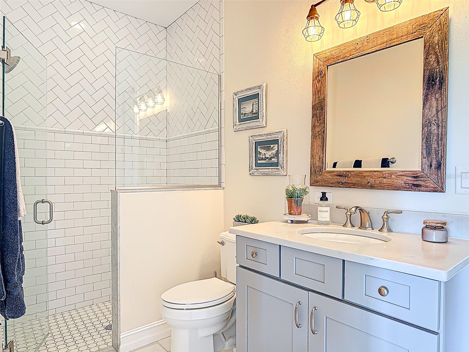 1271 THOROUGHBRED TRL