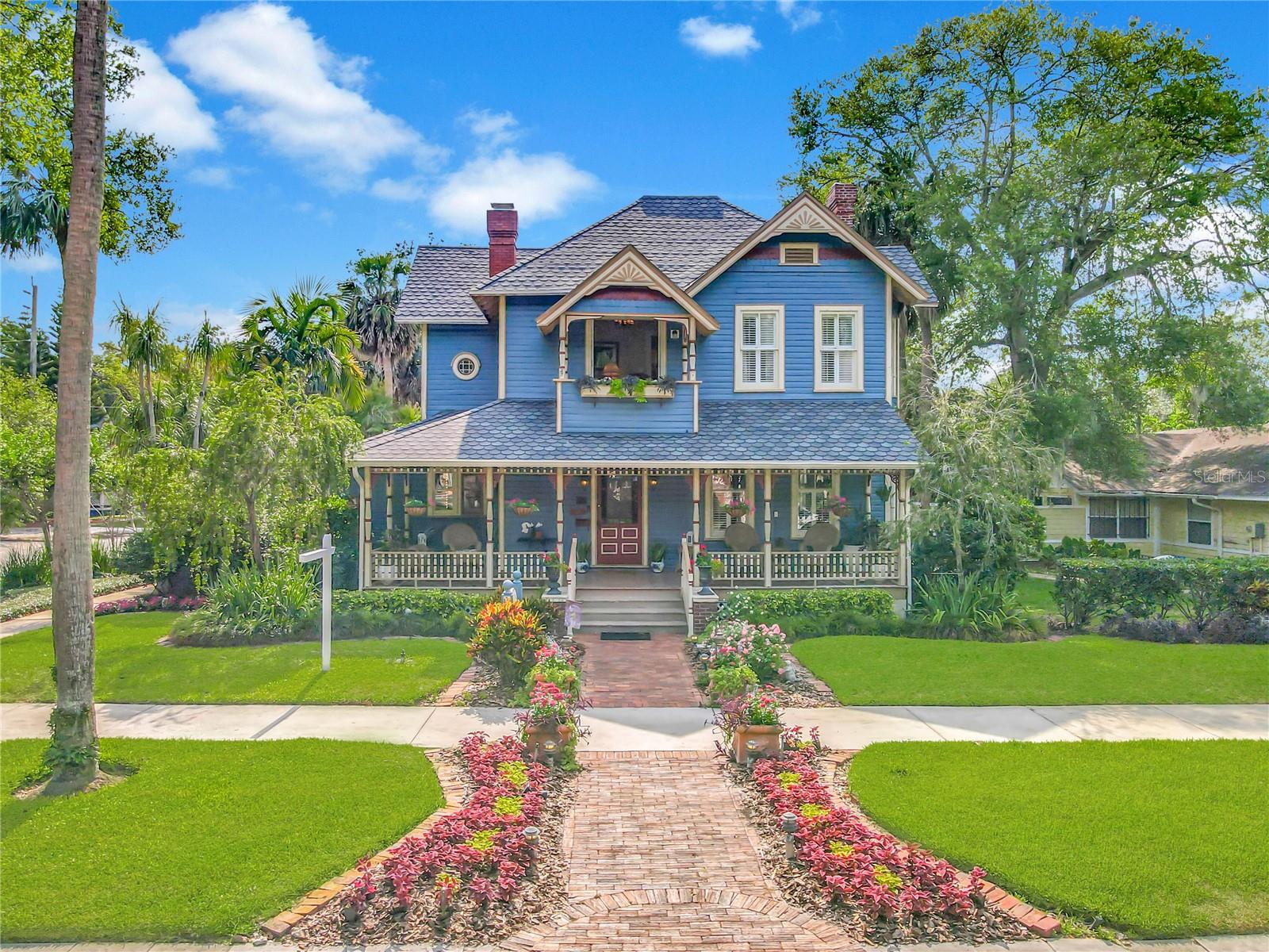 420 S OAK AVE