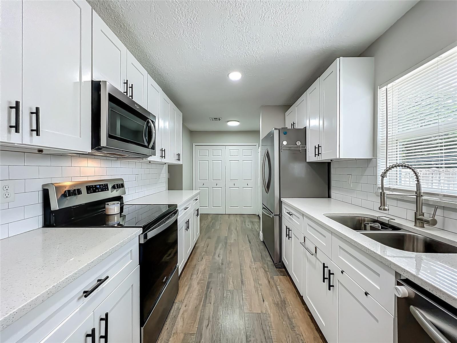 2907 CONWAY GARDENS RD