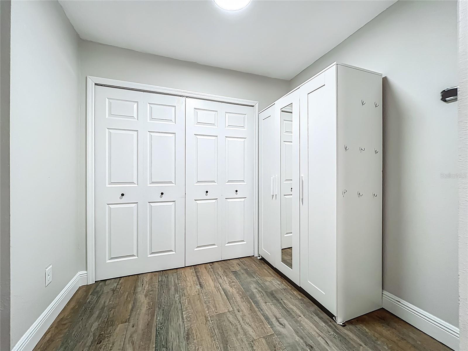2907 CONWAY GARDENS RD