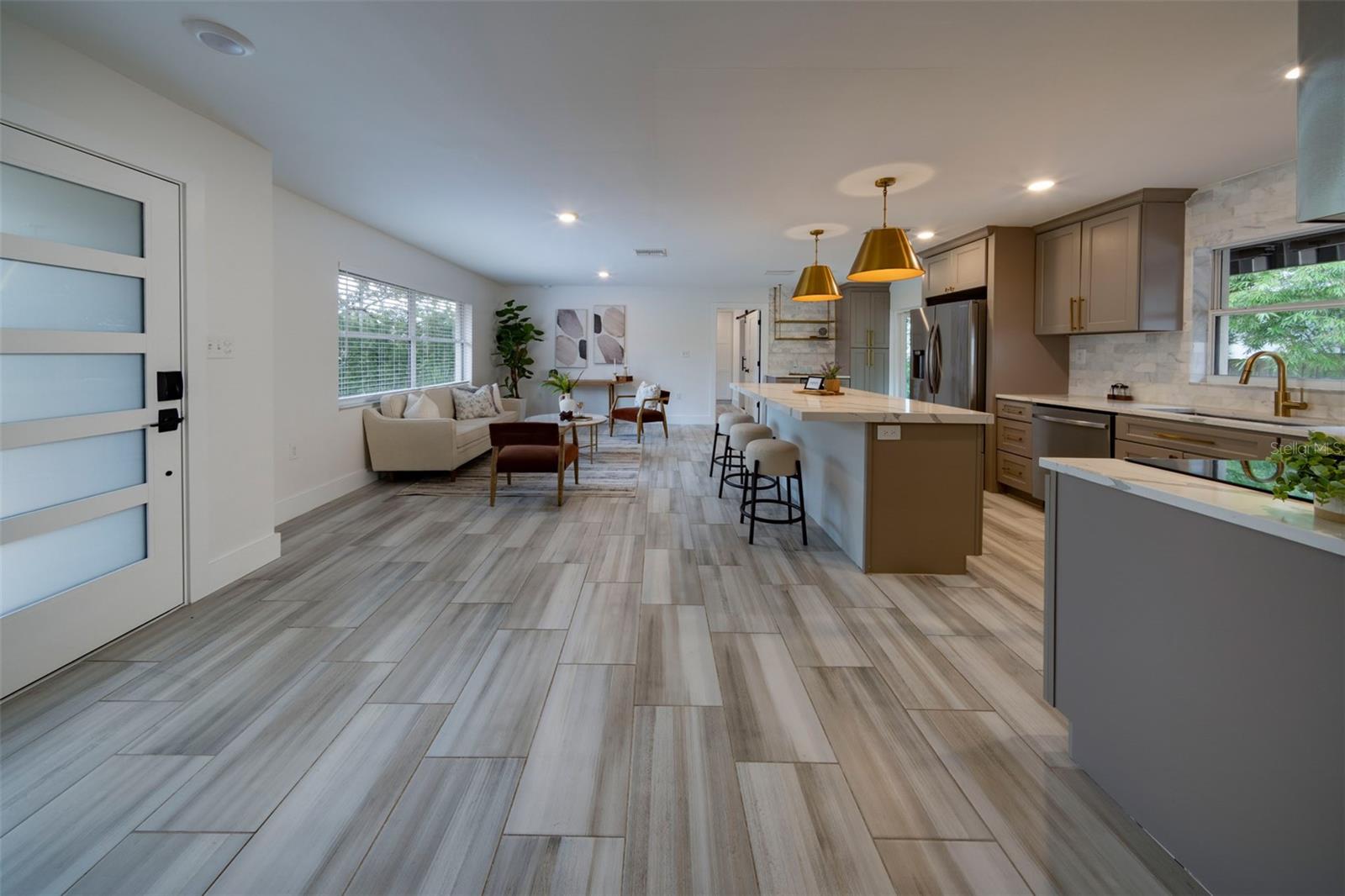 630 NORTHWOOD CIR